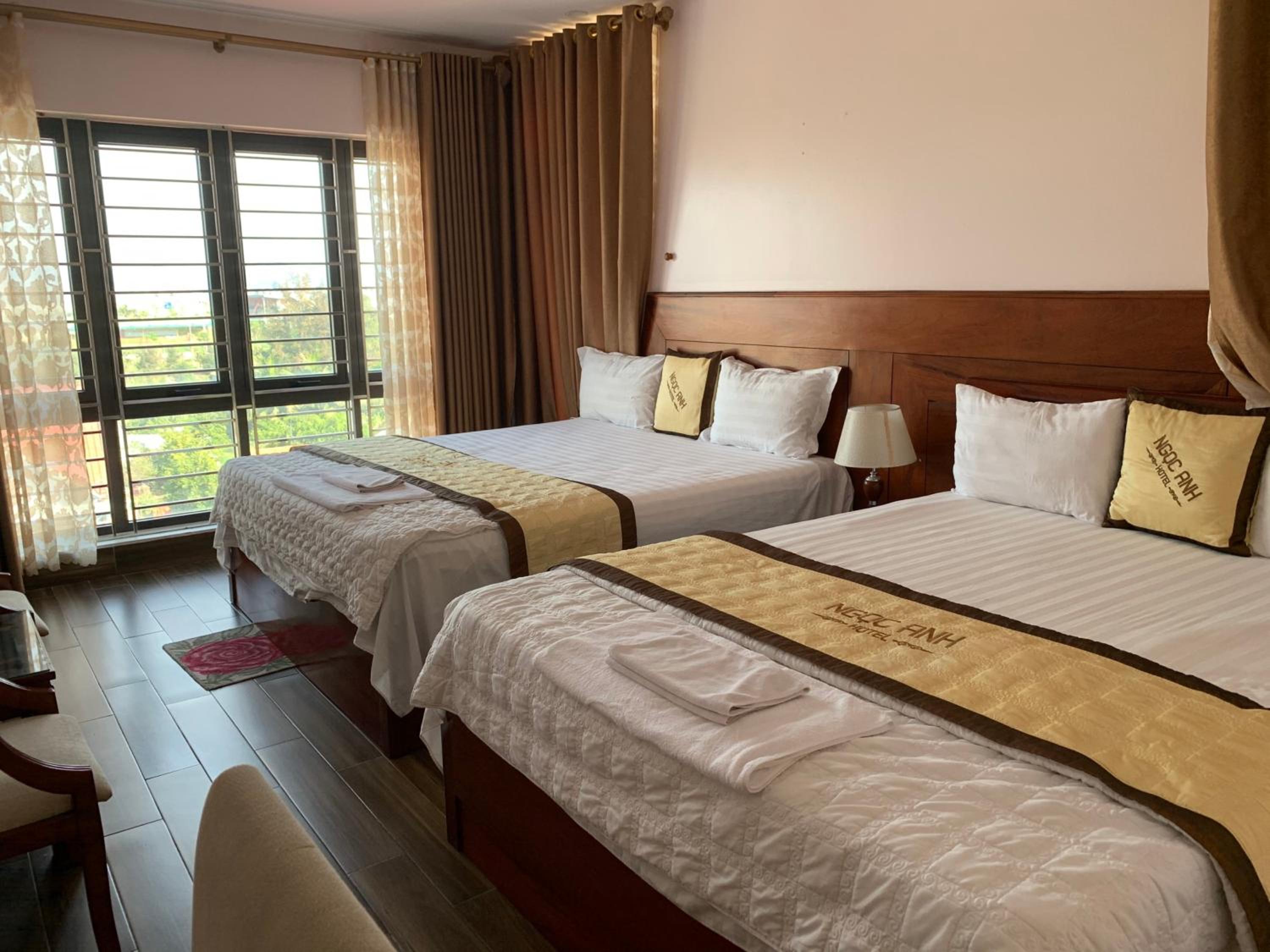 Quadruple Room with Mountain View photo 1