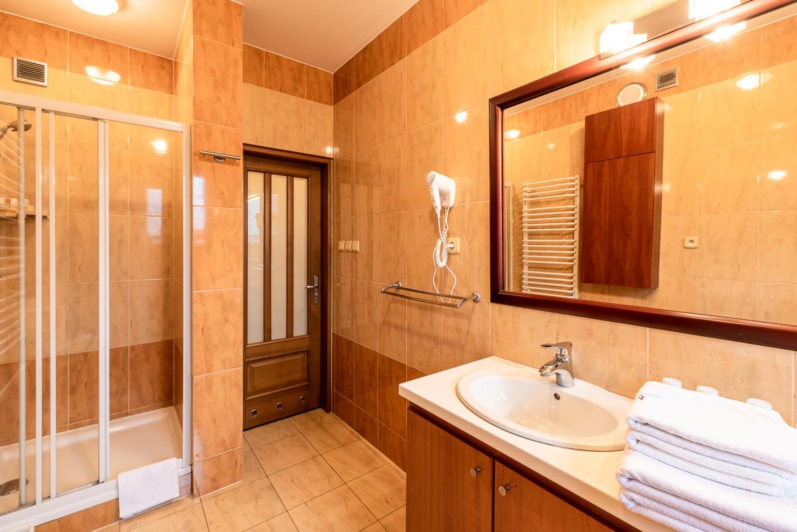 Two-Bedroom Apartment - Photo 3
