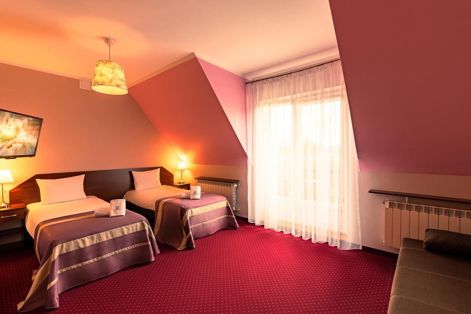 Double or Twin Room - Photo 3