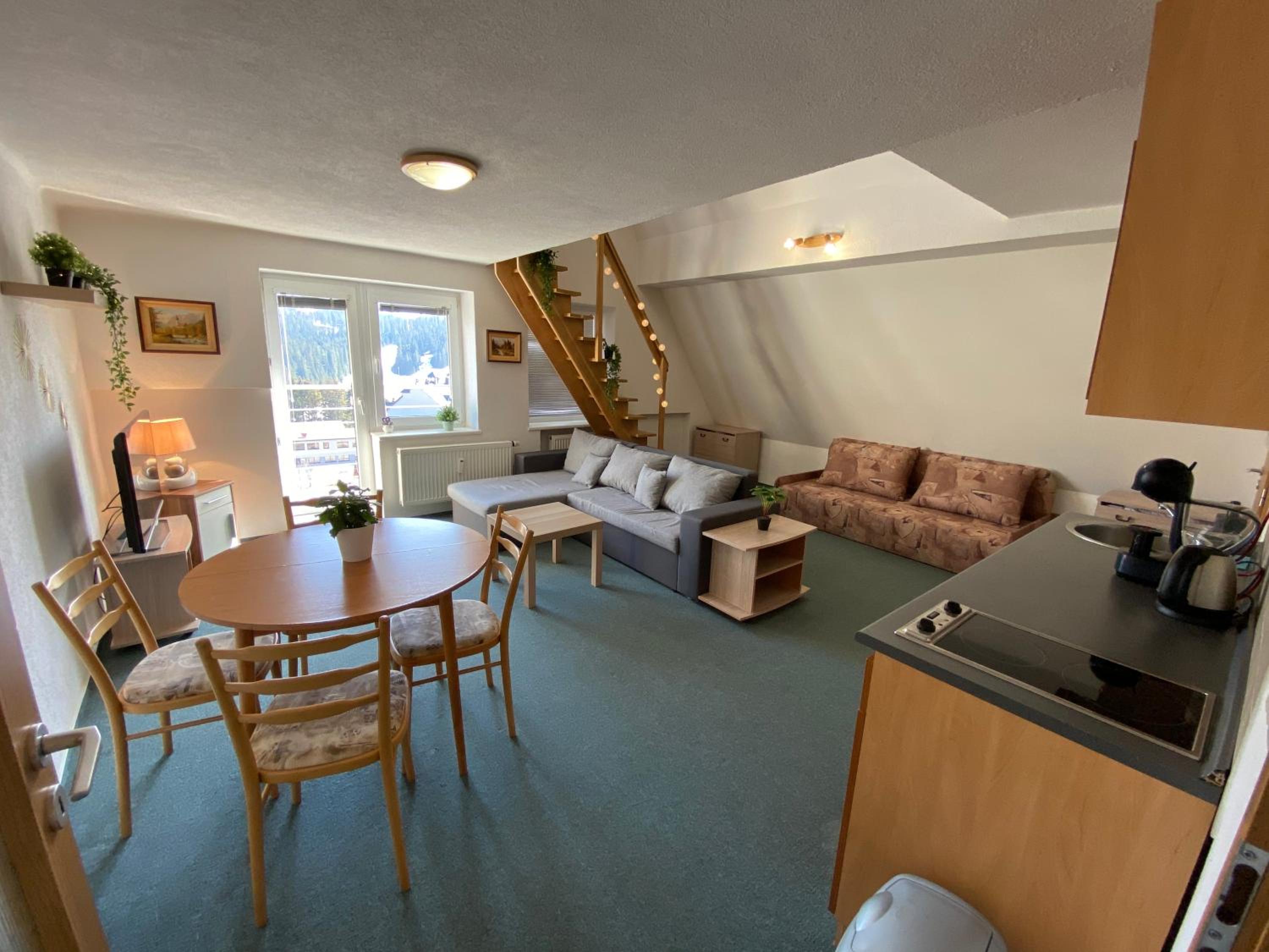 One-Bedroom Apartment - Photo 14