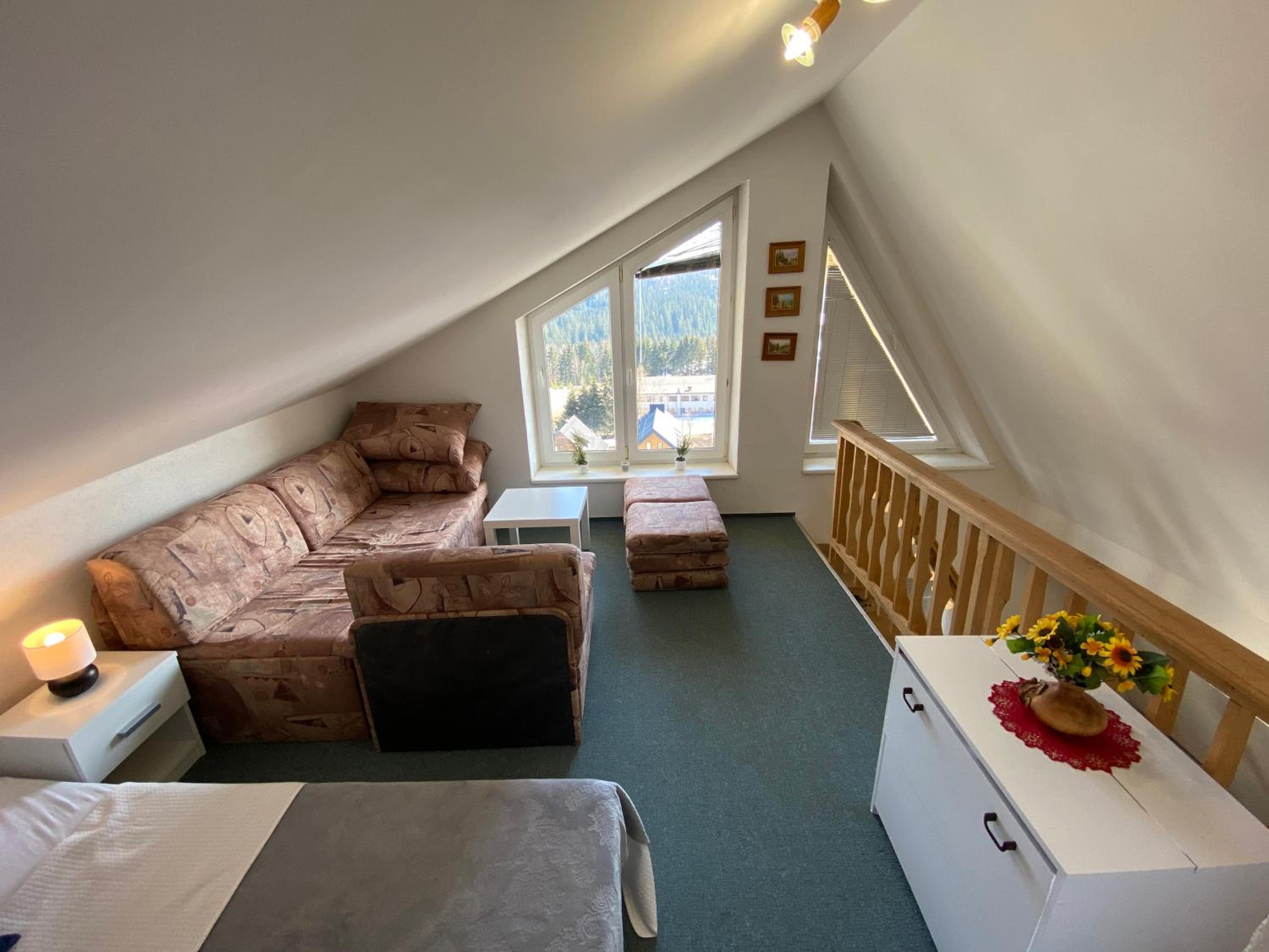 One-Bedroom Apartment - Photo 10