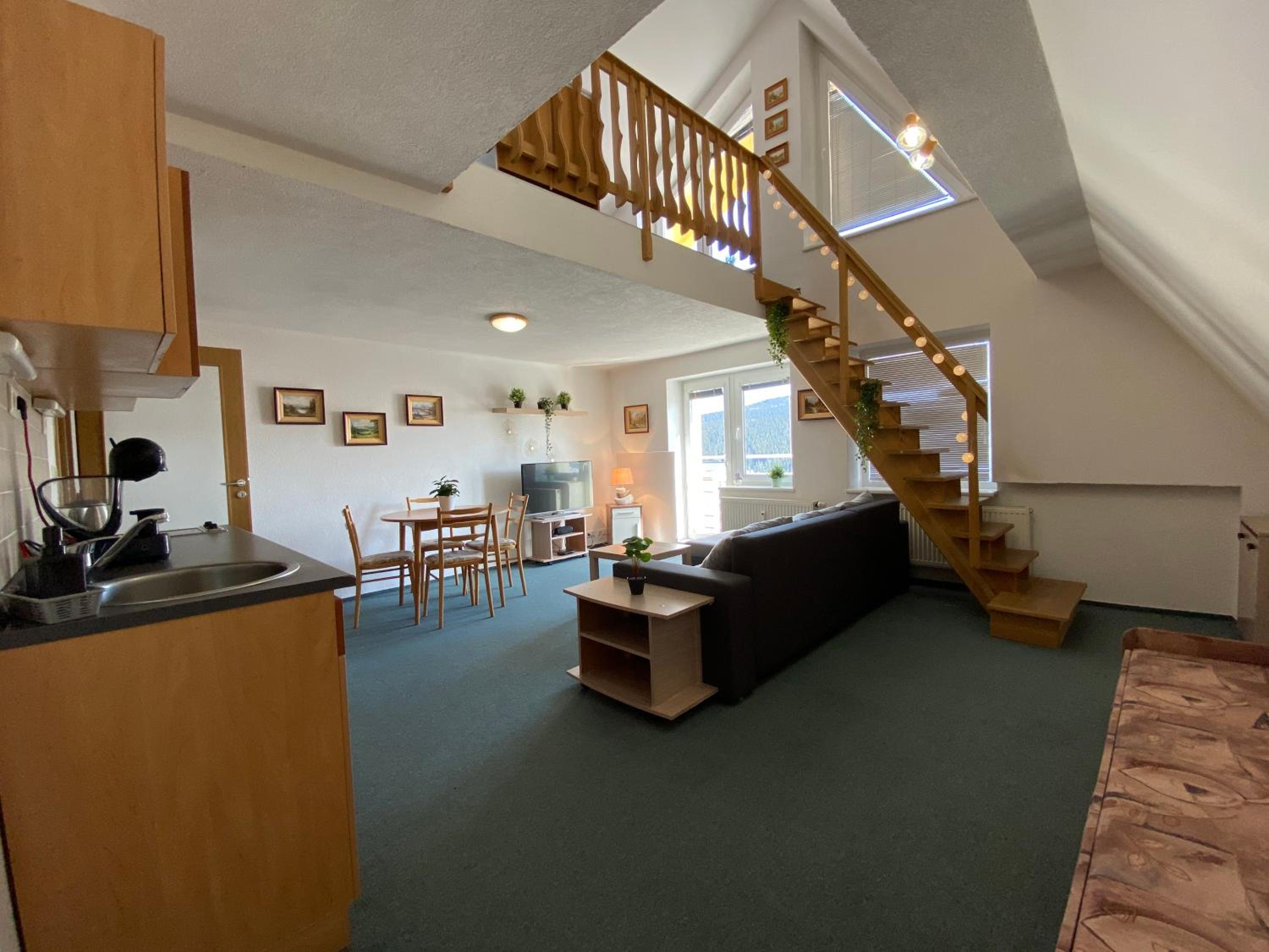 One-Bedroom Apartment - Photo 13