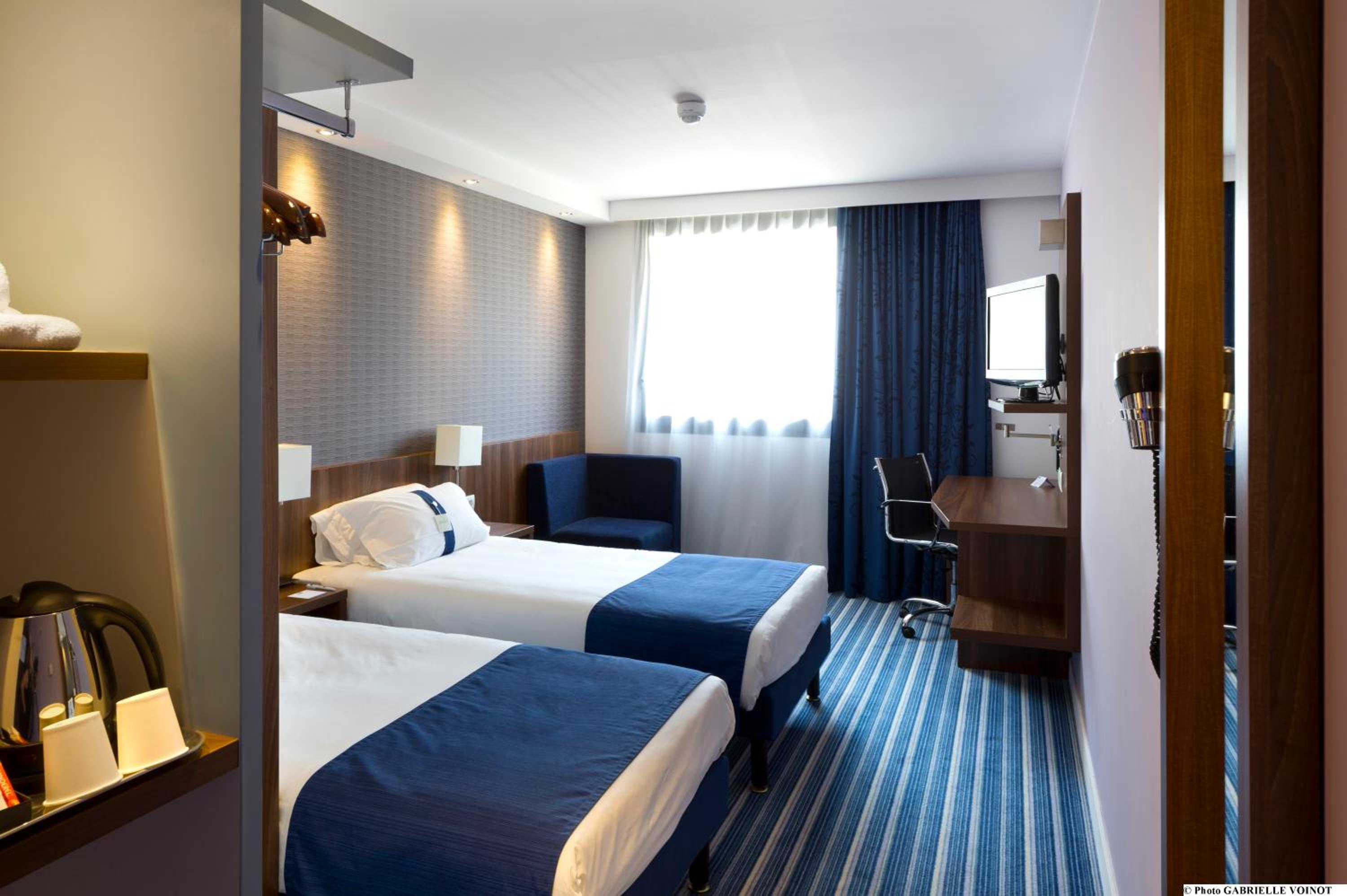 Standard Room with Free Breakfast - Photo 1