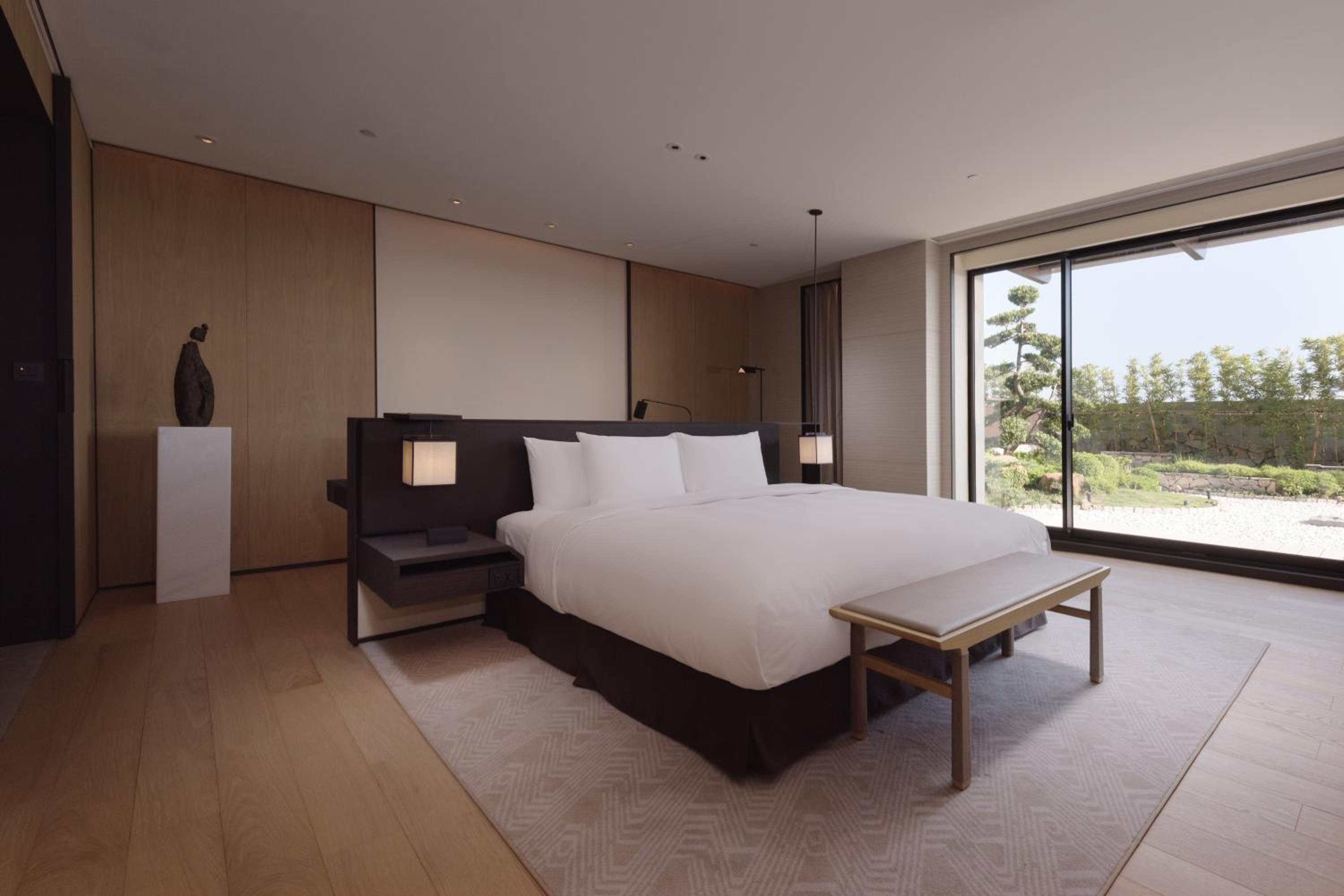 Garden Suite thumbnail 5