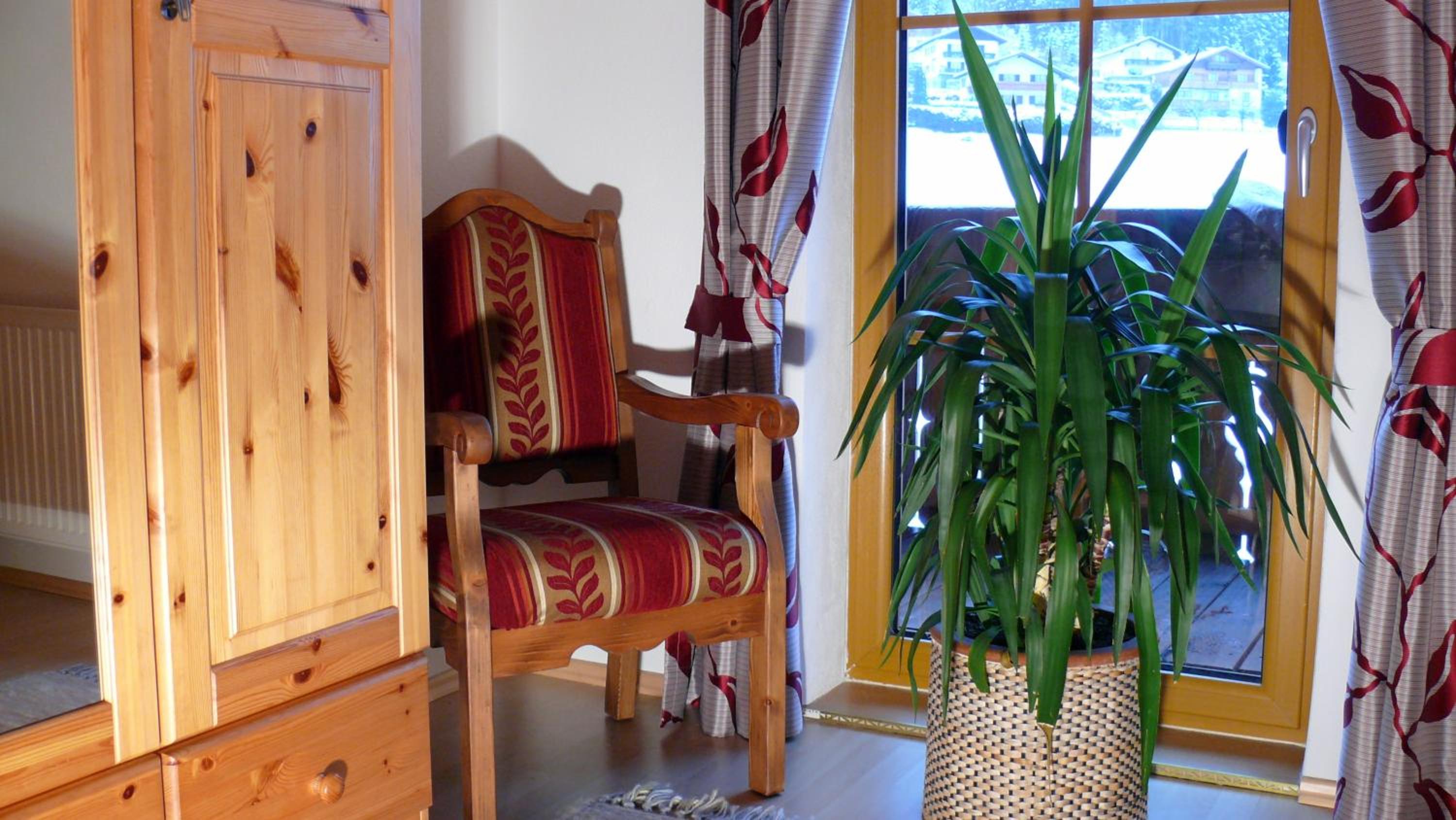 One-Bedroom Apartment with Balcony photo 3