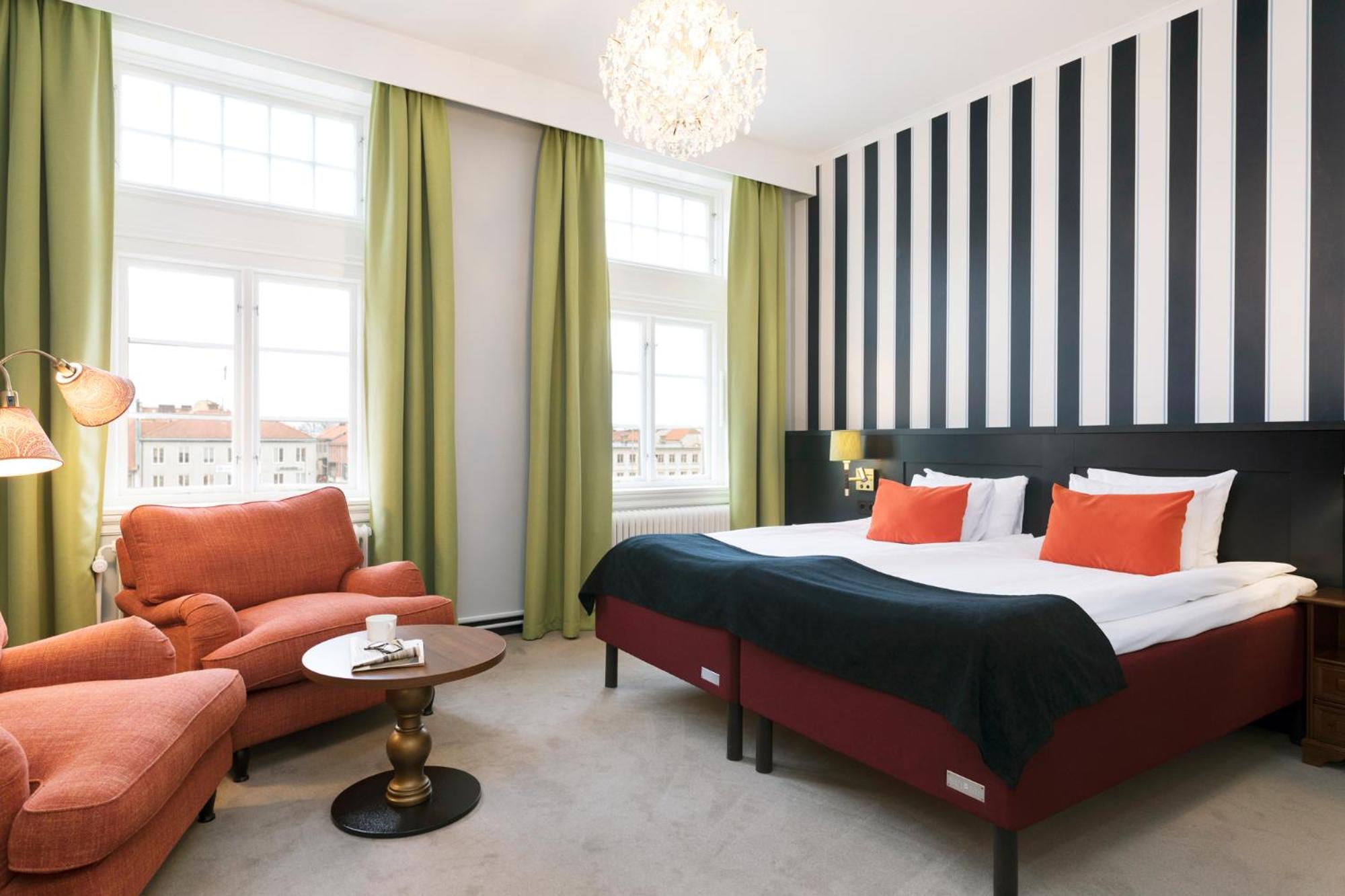 Superior King Room - Photo 5
