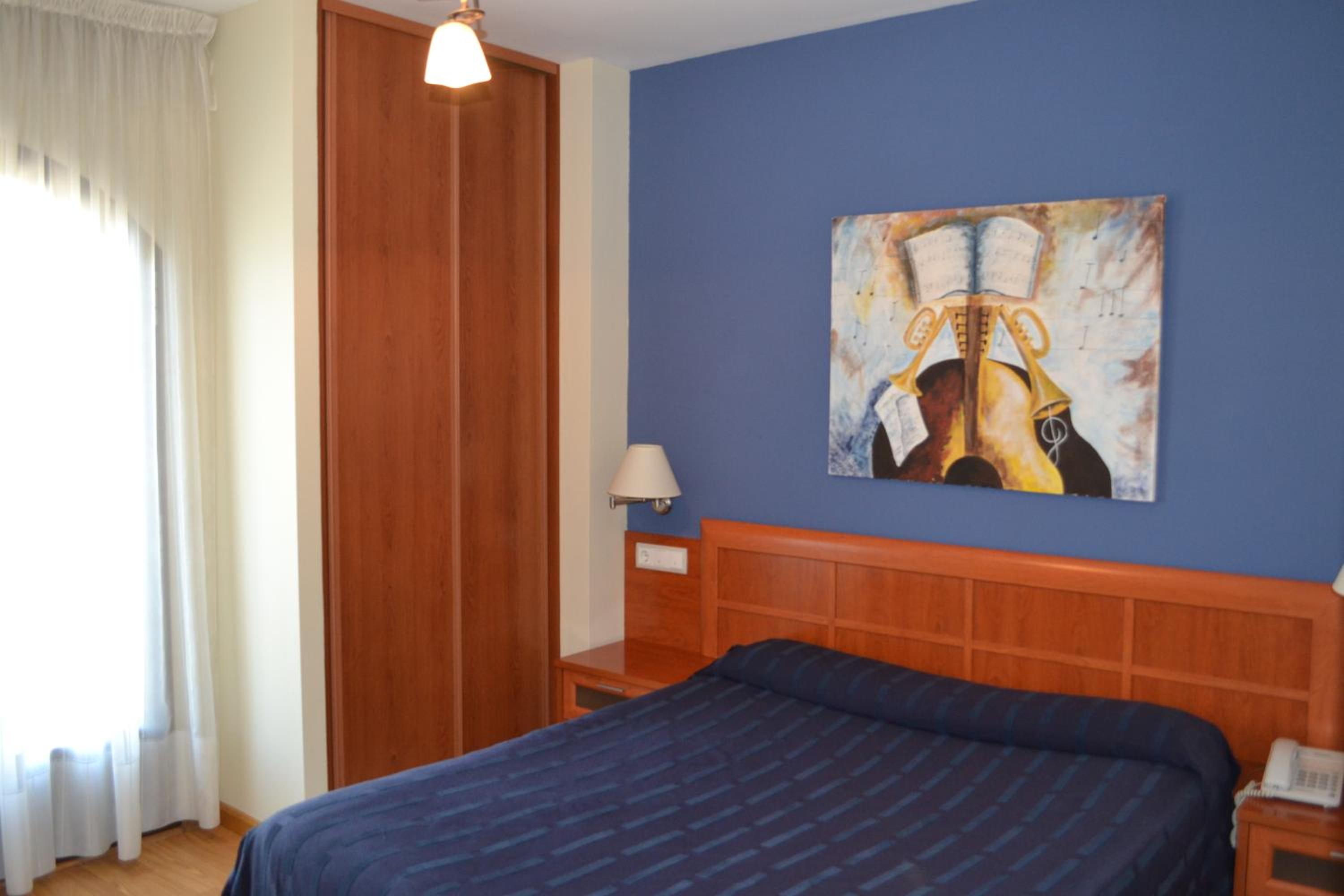 Double or Twin Room - Photo 1