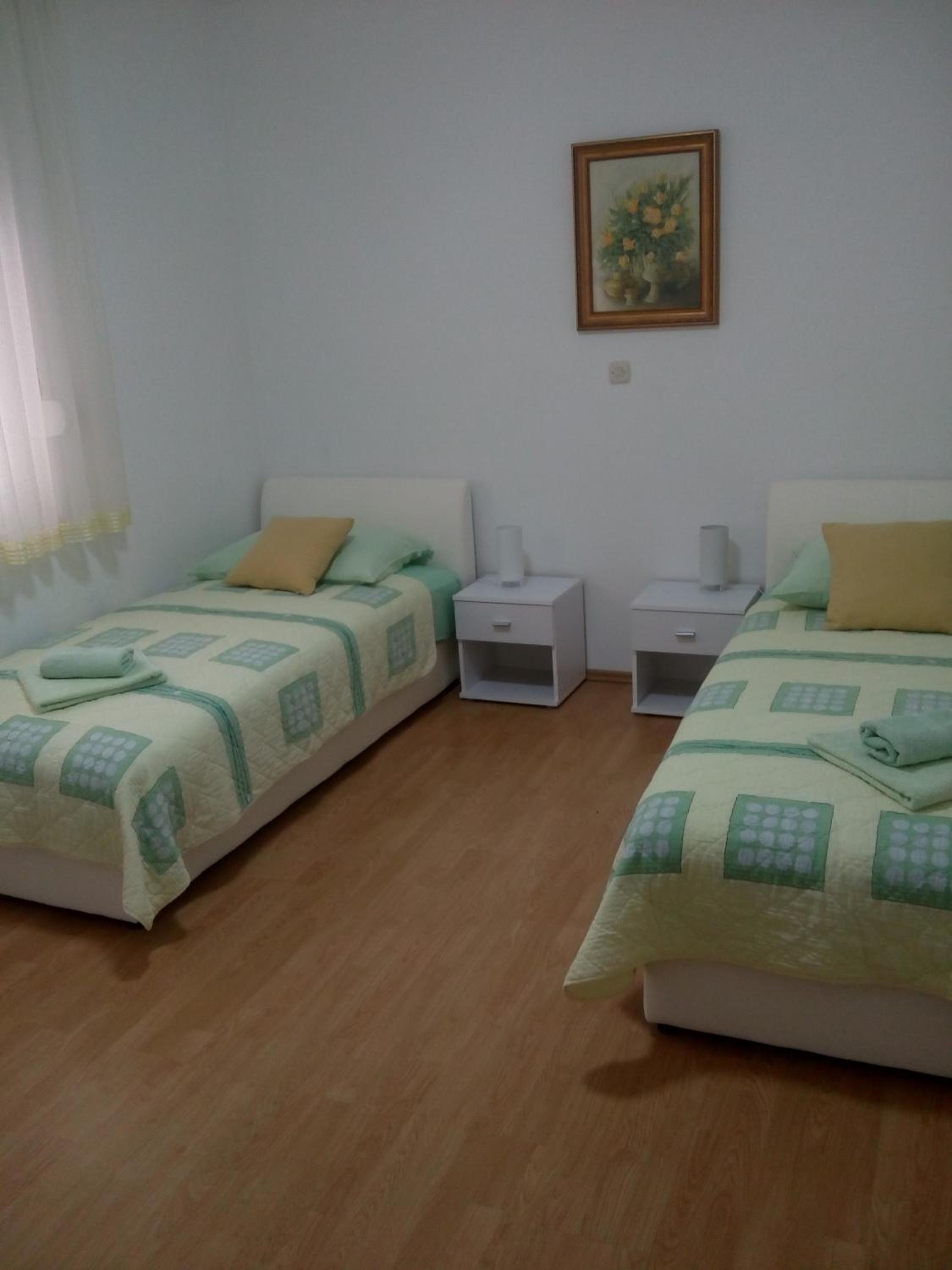 Appartamento con 3 Camere da Letto