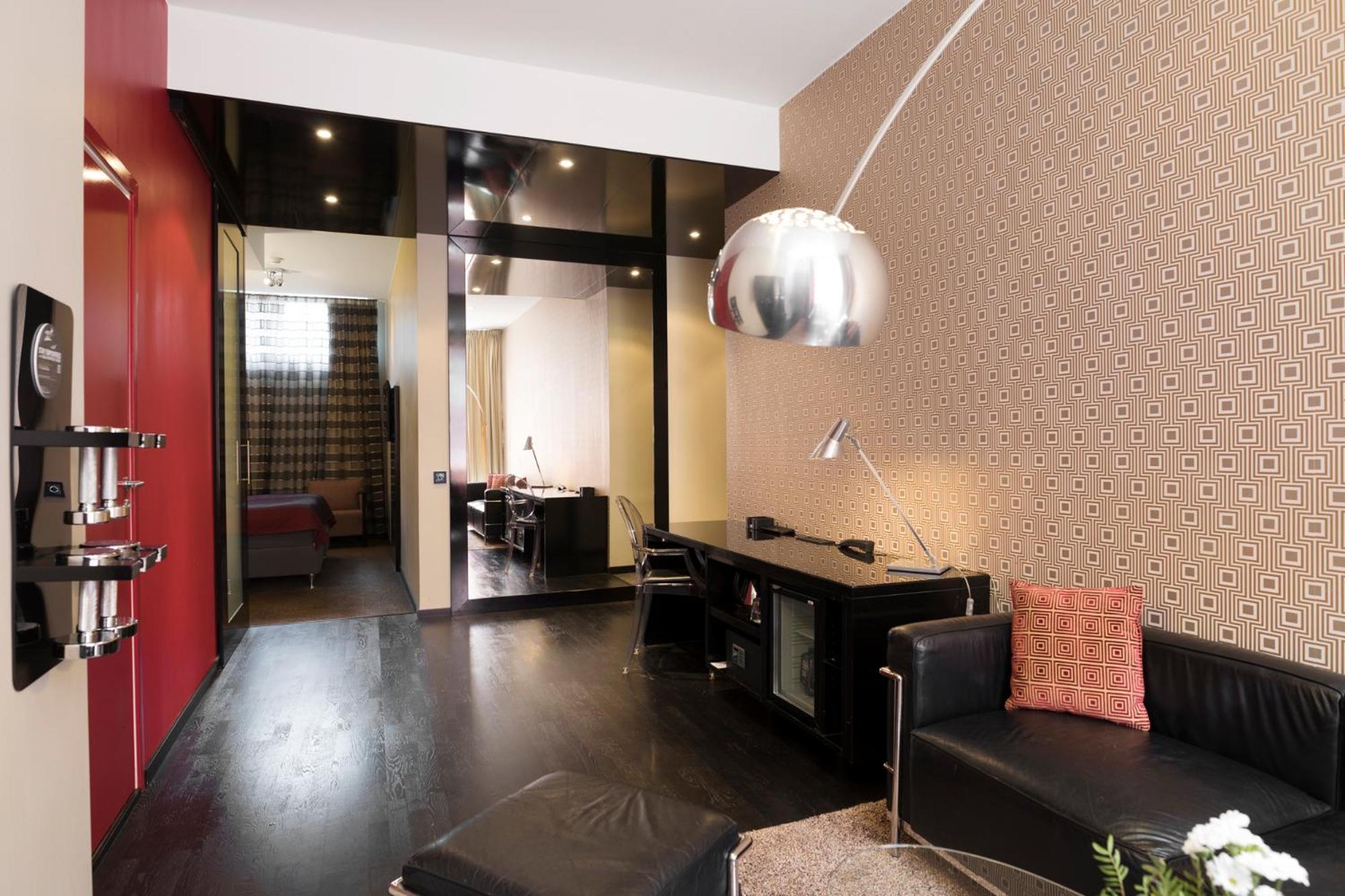 Suite - Photo 6