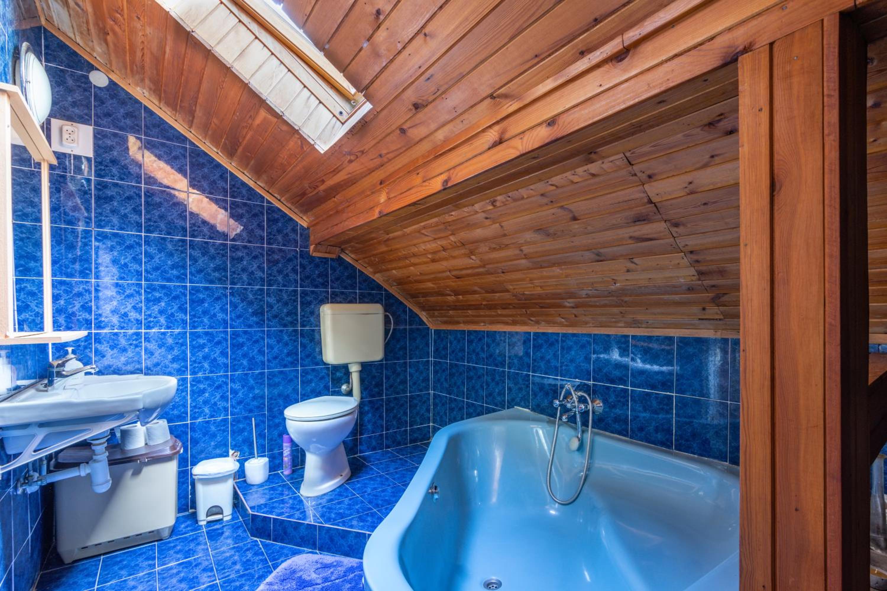 Triple Room - Photo 2