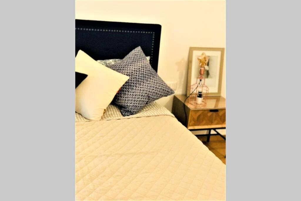 Three-Bedroom Apartment - Photo 27