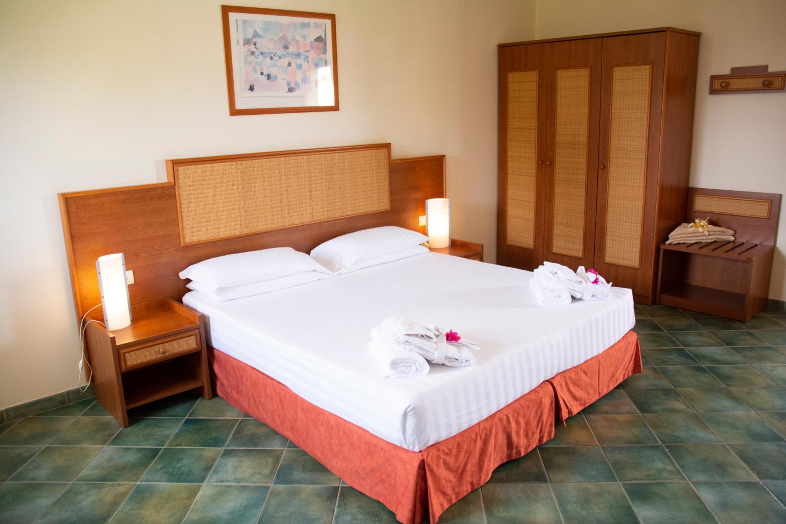 Habitación Doble Clásica o con Dos Camas Individuales