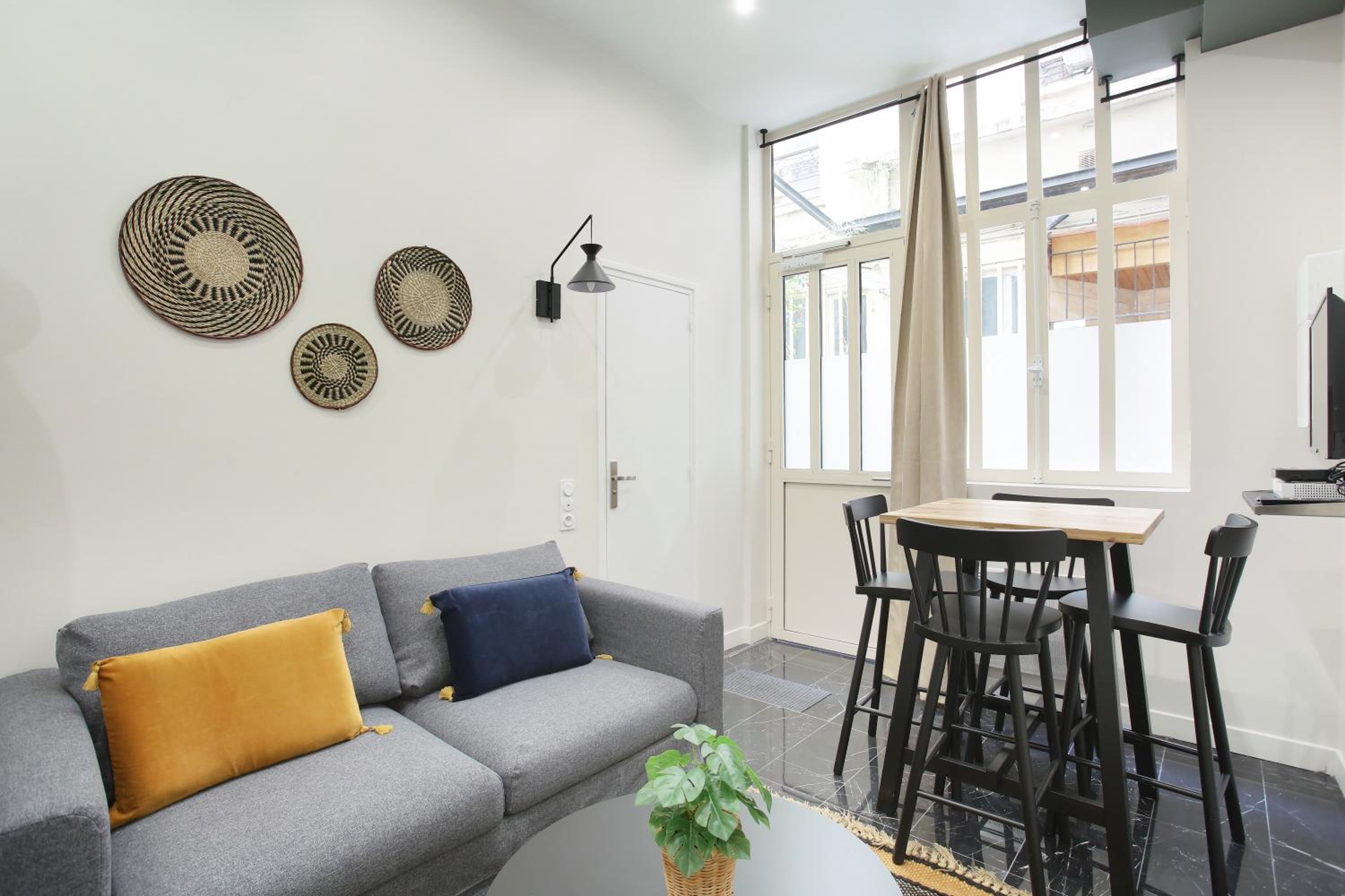 Apartment - Ground Floor photo 3