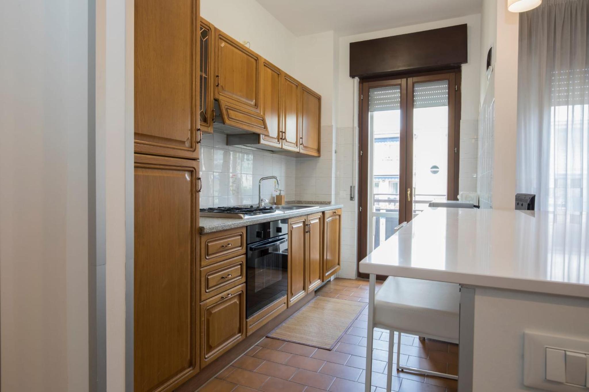 One-Bedroom Apartment - Photo 4