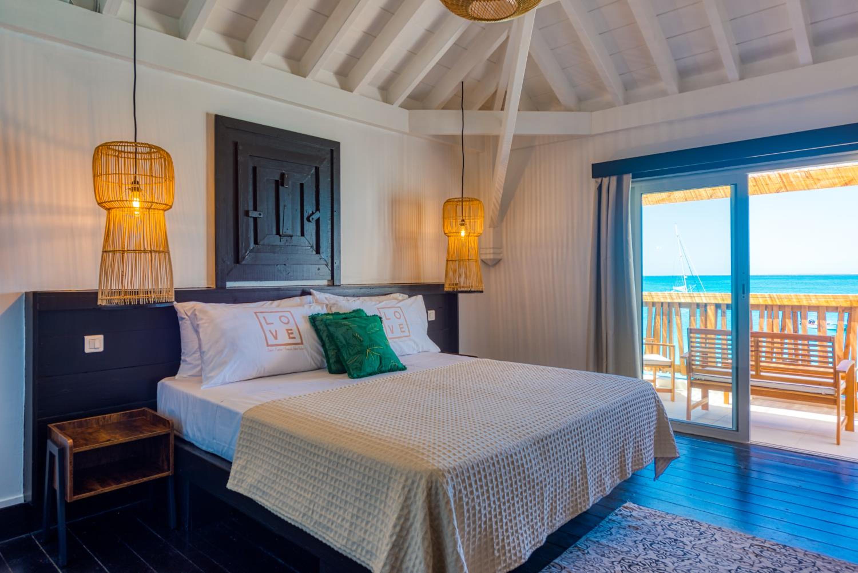 Double Room with Balcony and Sea View