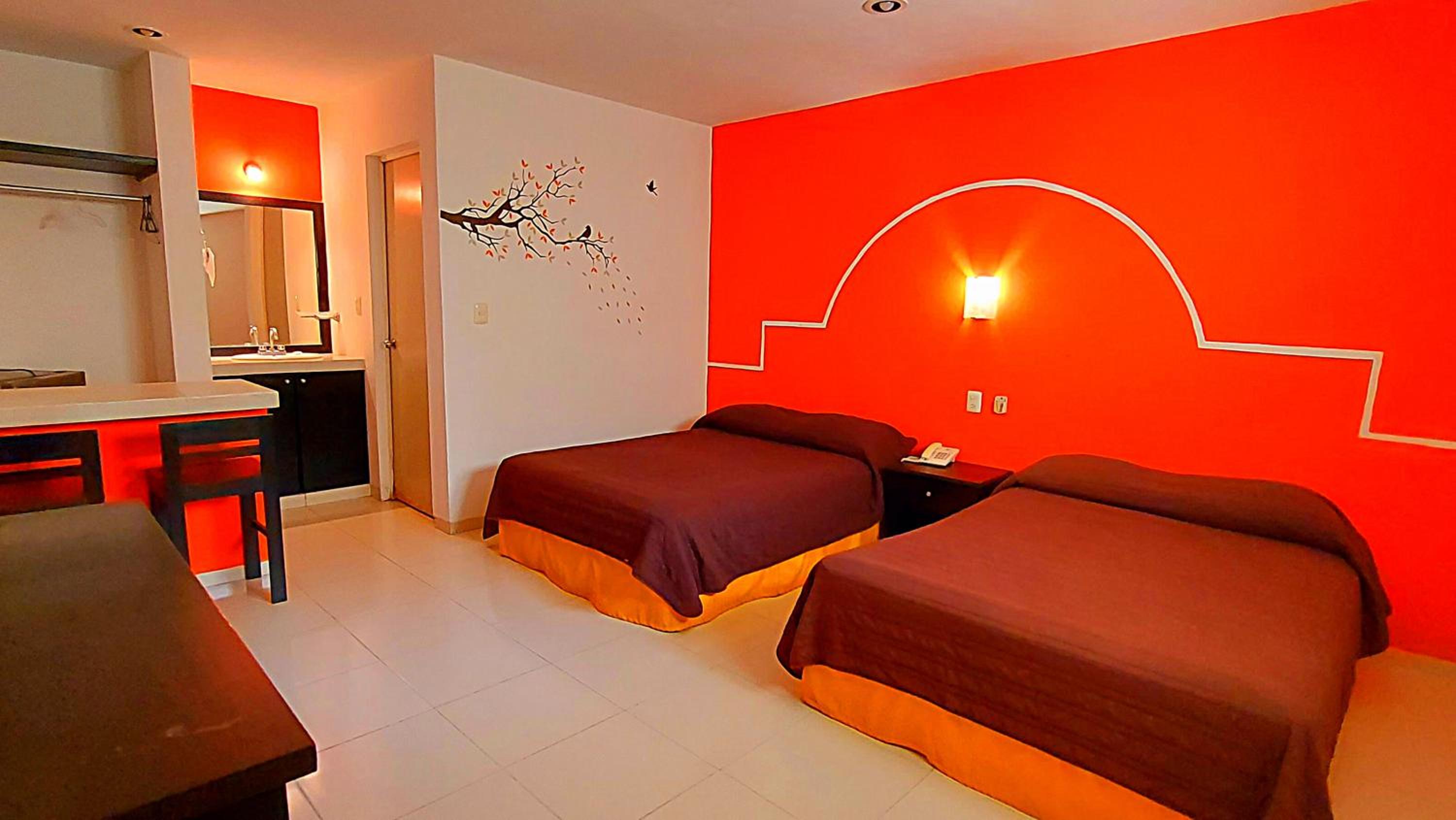 Superior Double Room with Two Double Beds photo 2