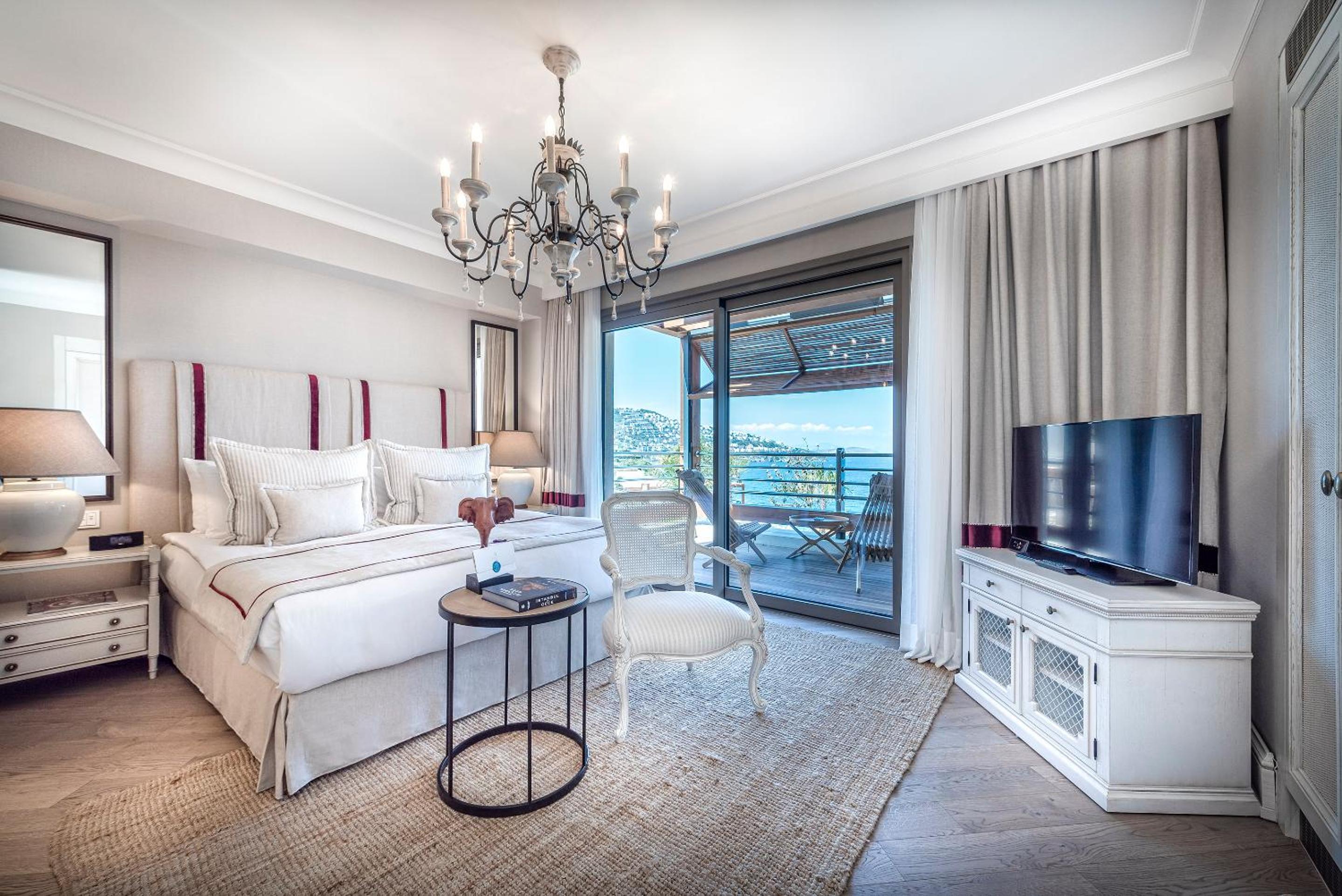 Allium One Bedroom Seaview Suite