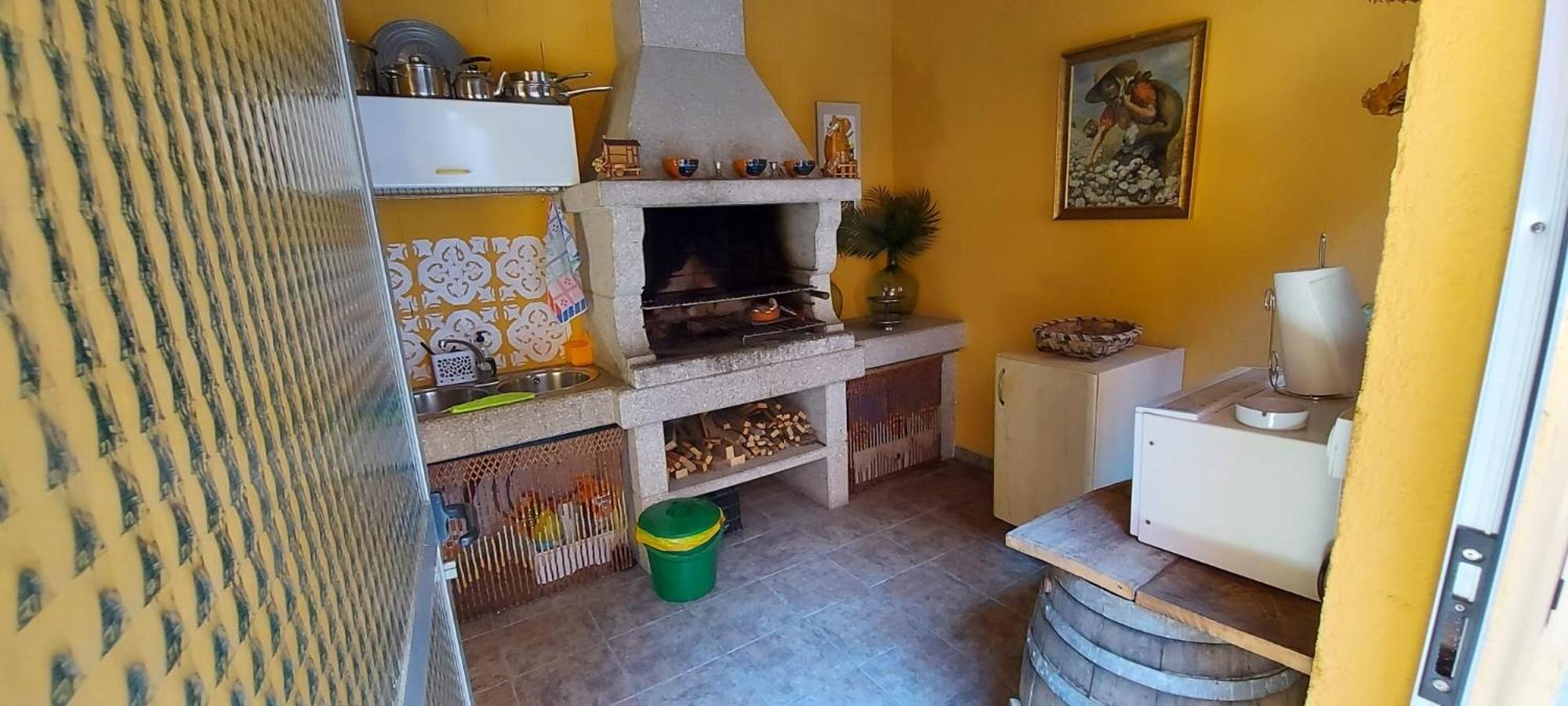 Studio Apartment - Photo 19