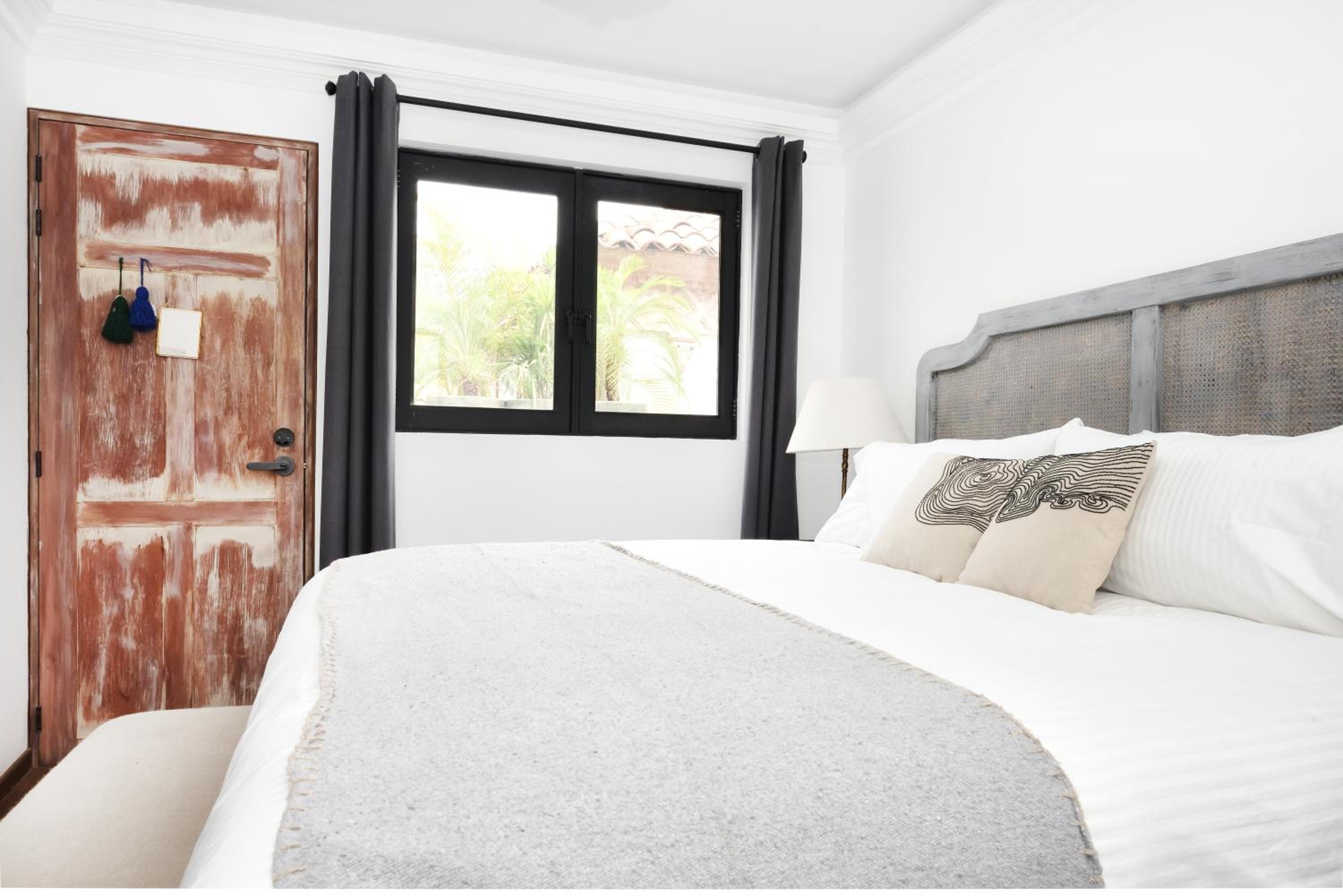 Standard Suite - Photo 67