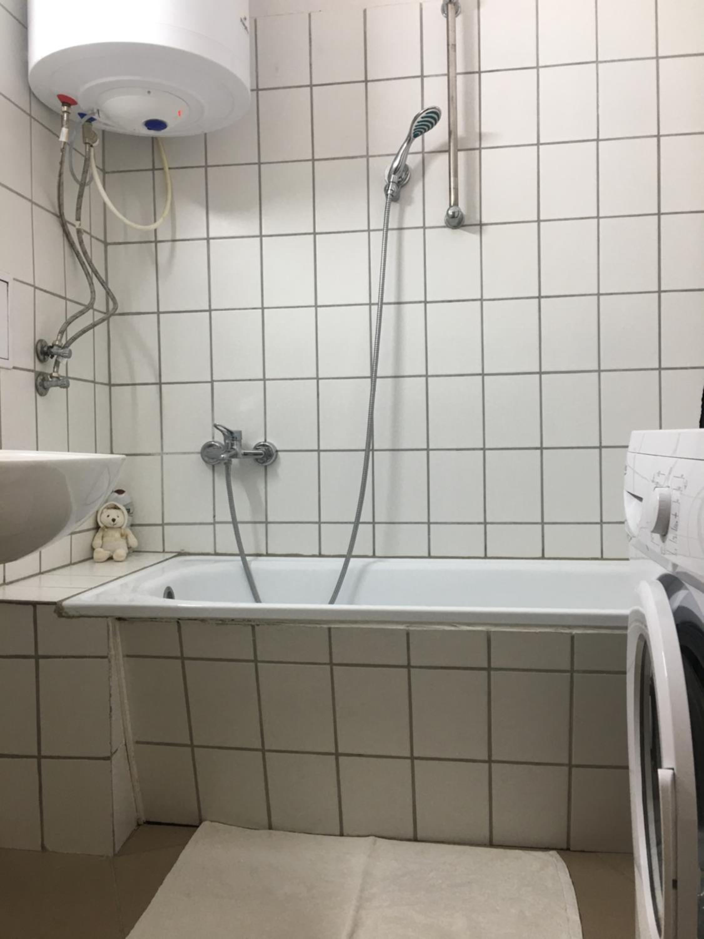 Apartment - Photo 17