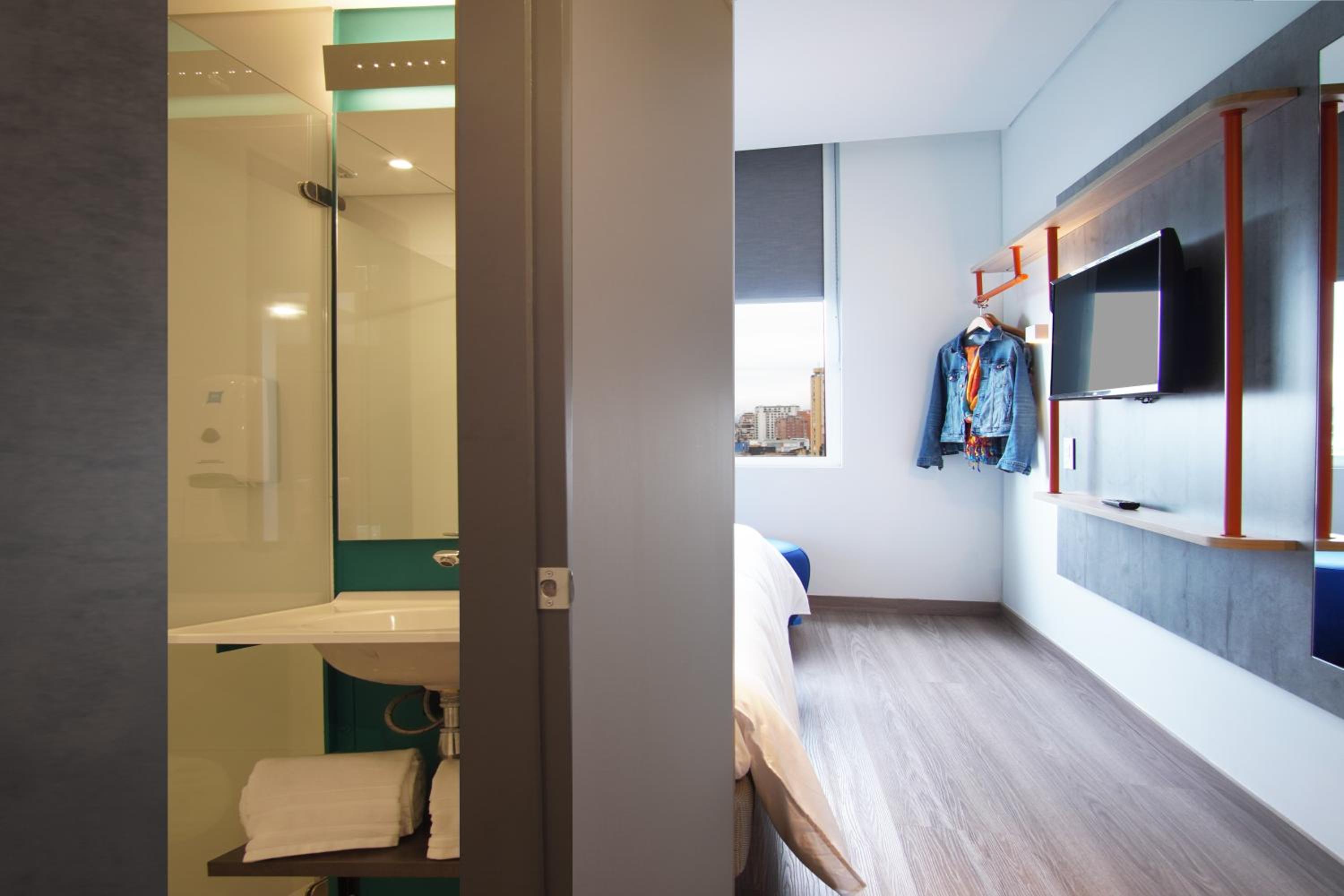 Standard Double Room - Photo 2