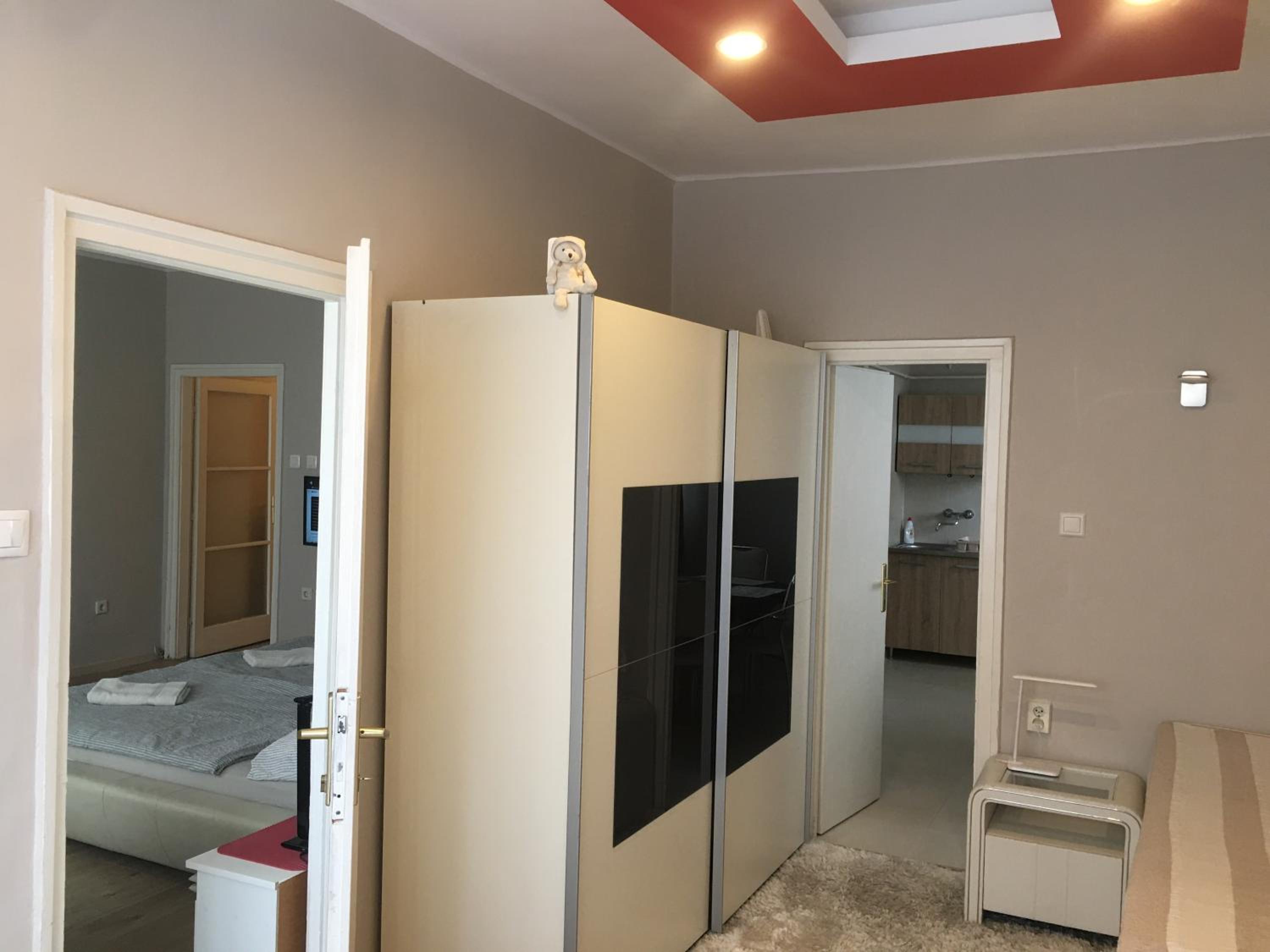Apartment - Photo 14