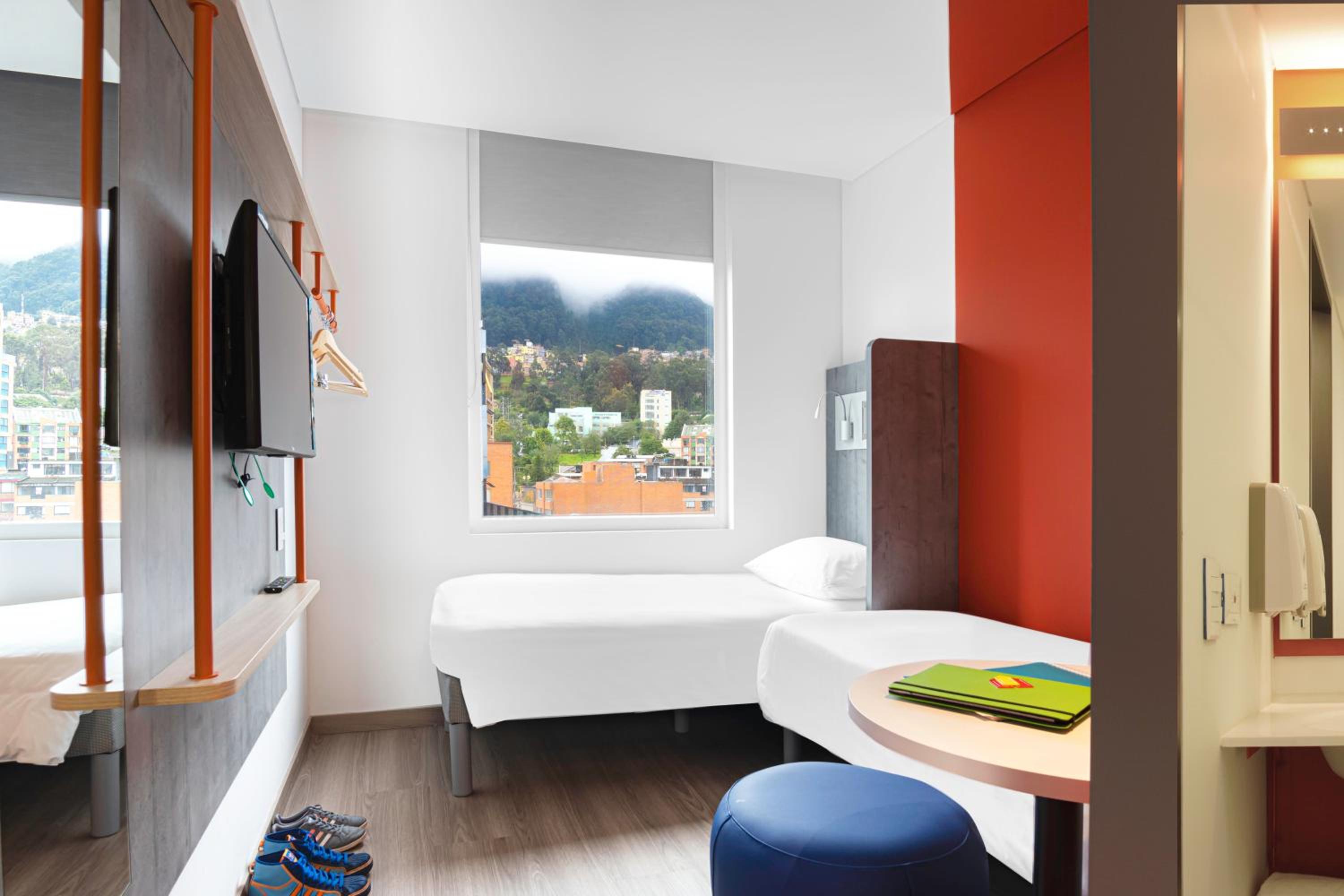 Standard Twin Room photo 1