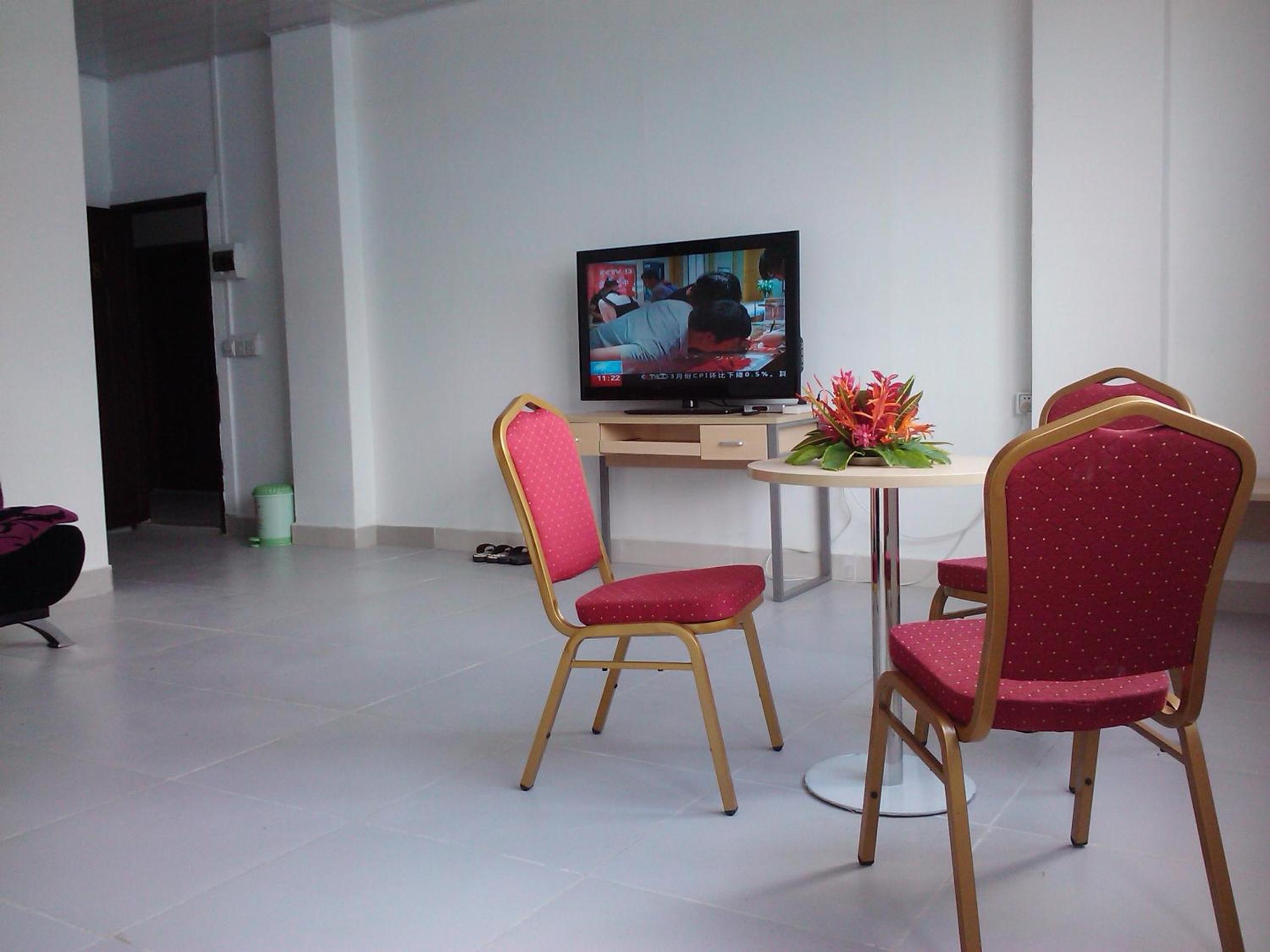 Family Room photo 1