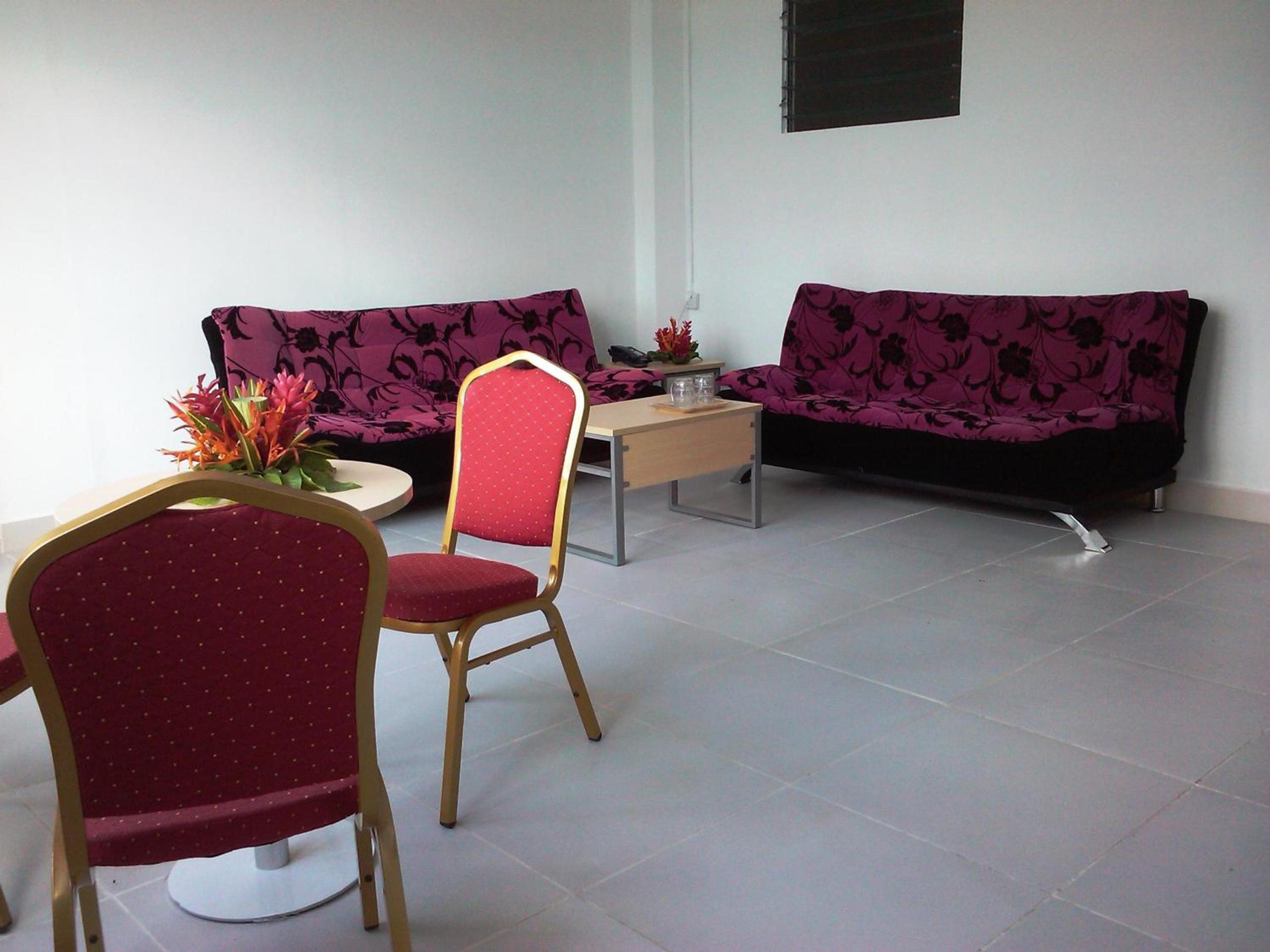 Family Room photo 2