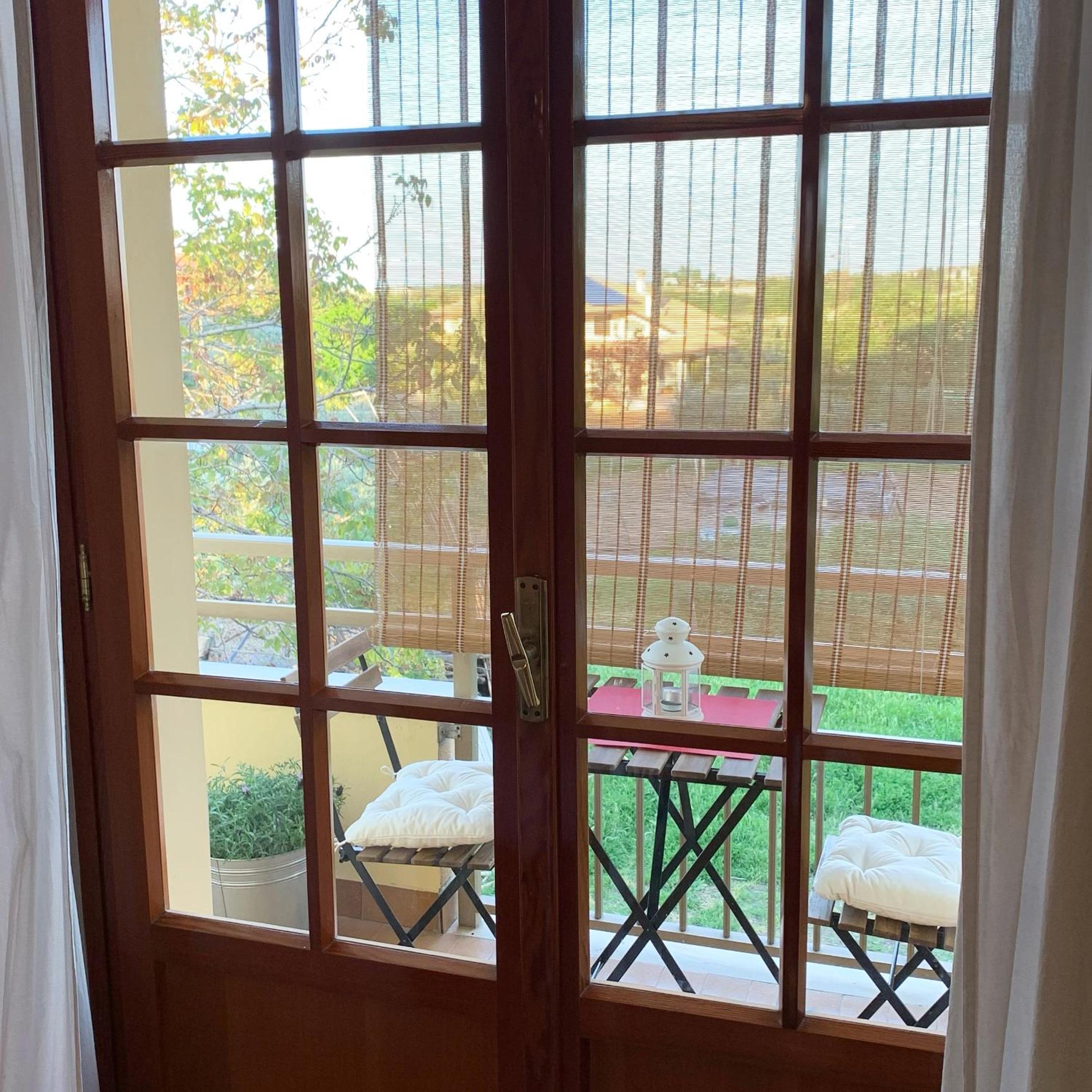 Triple Room with Private Bathroom - Photo 2