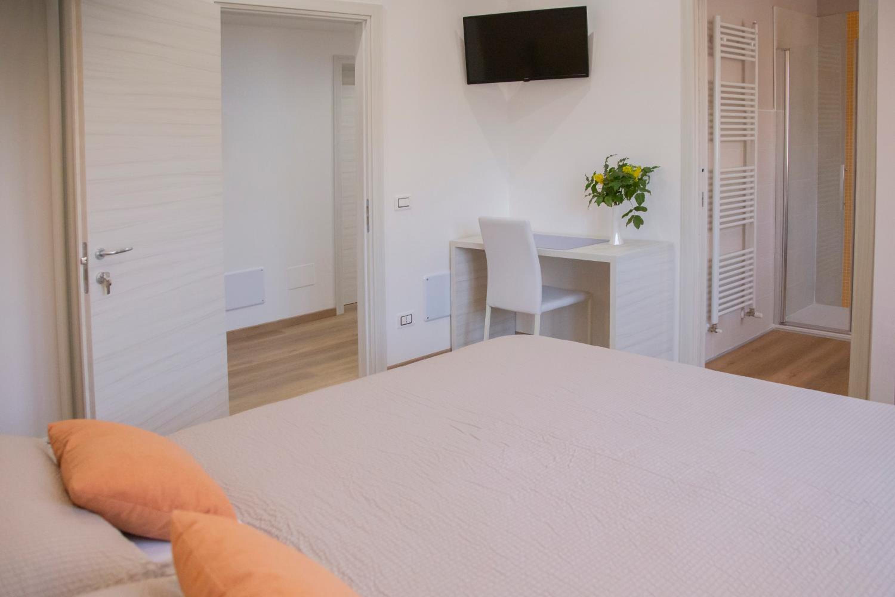 Double or Twin Room with Private Bathroom