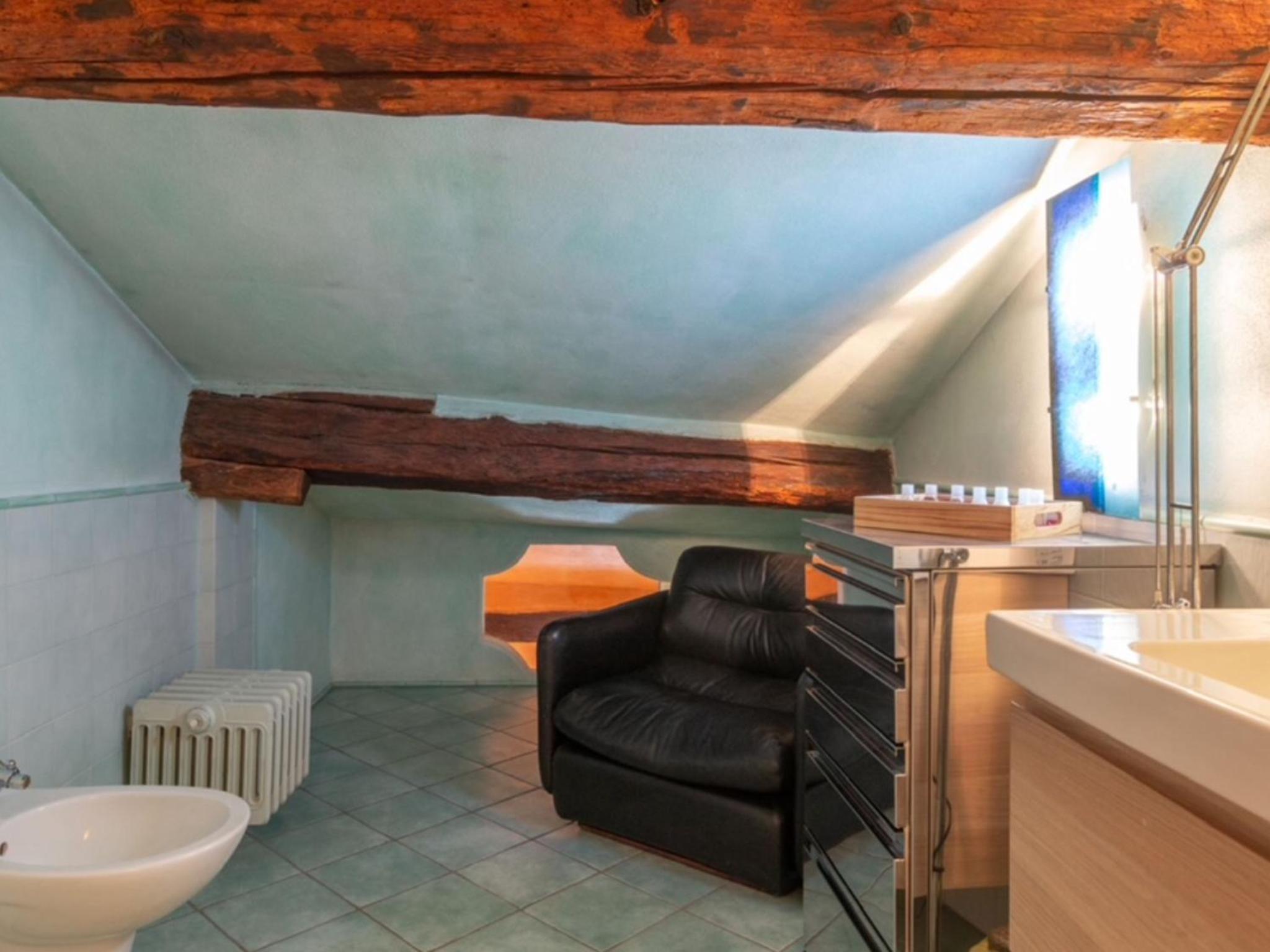 Duplex Apartment - Photo 6