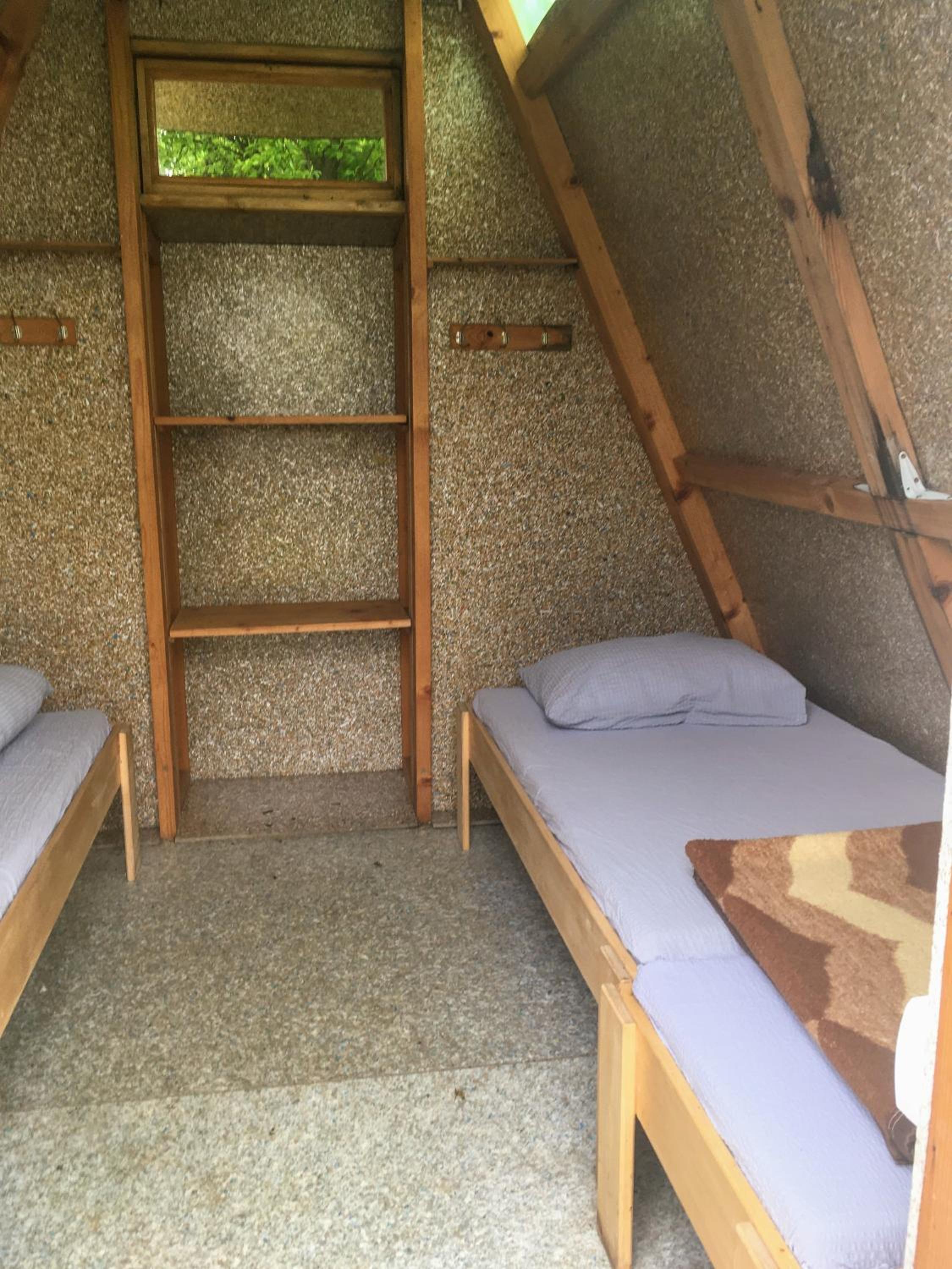 Mobile Home photo 2