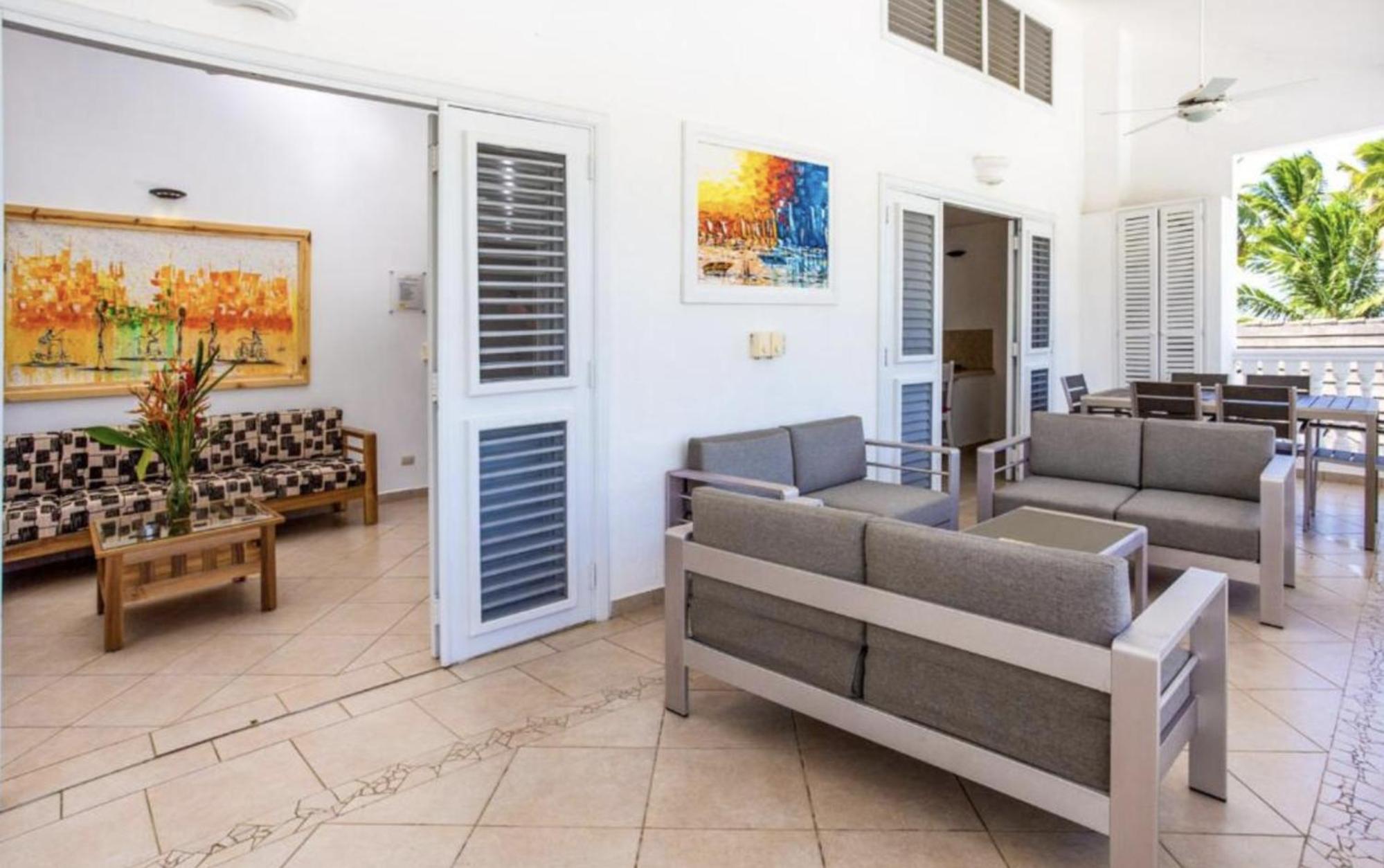 Three-Bedroom Apartment with Water View