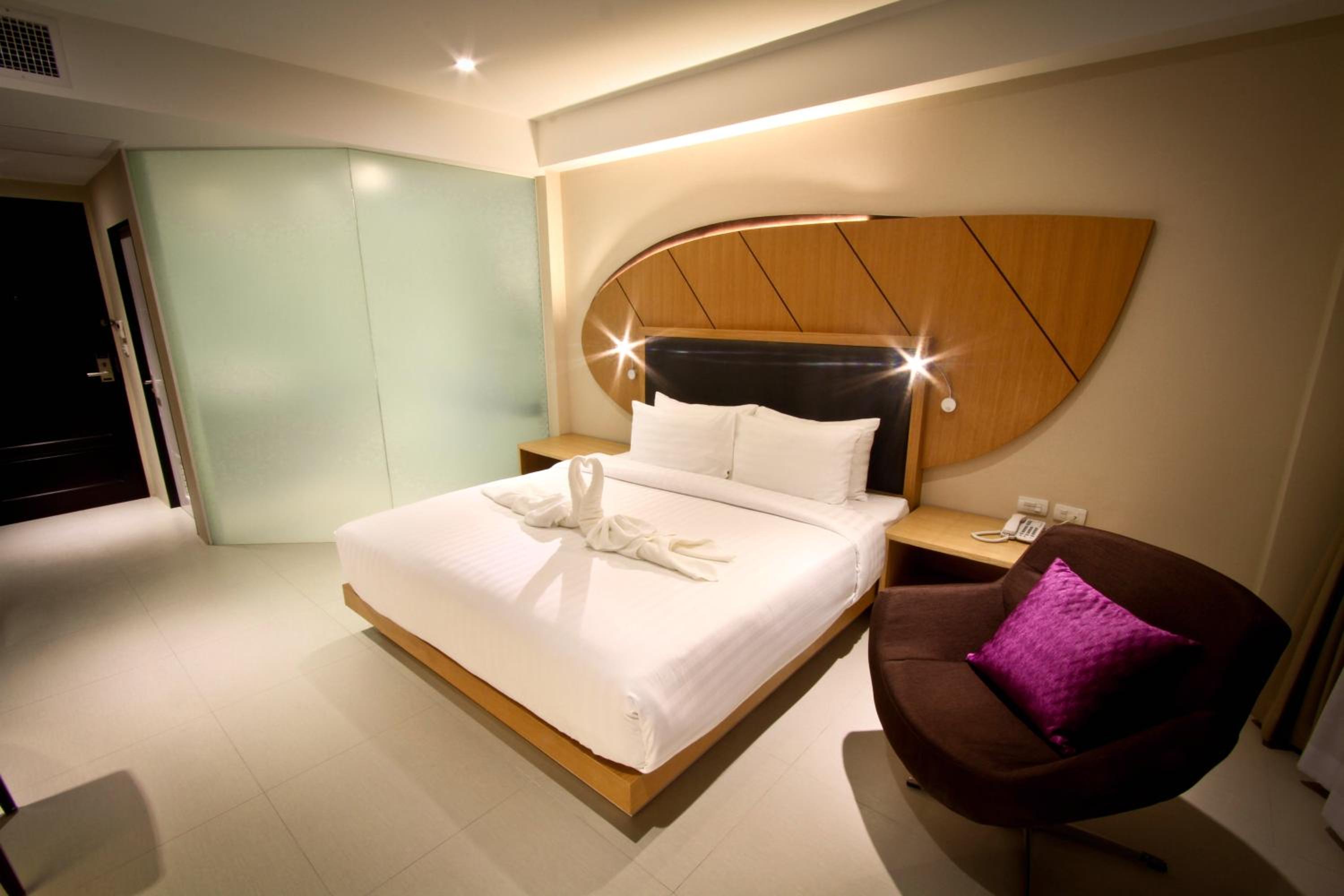 Iconic Double or Twin Room photo 2