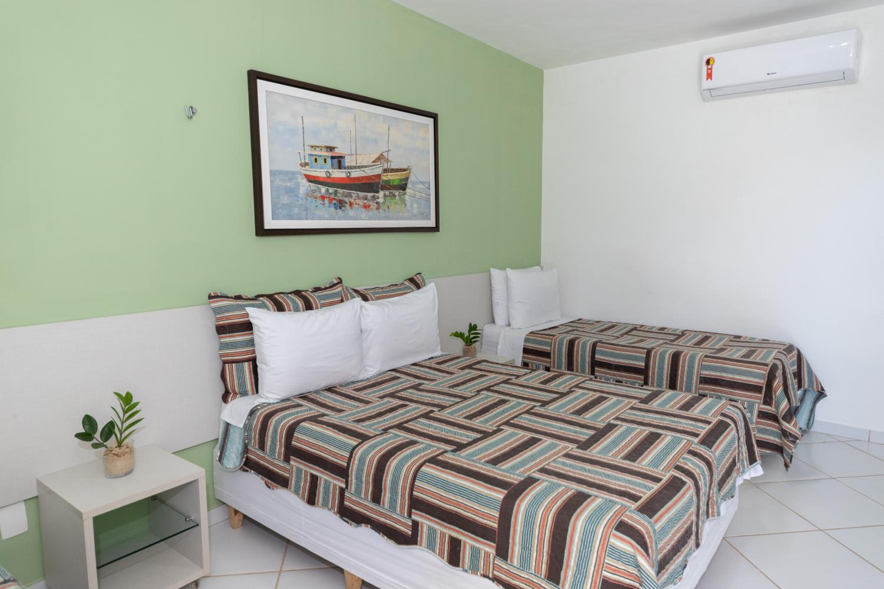 Standard Triple Room - Photo 1