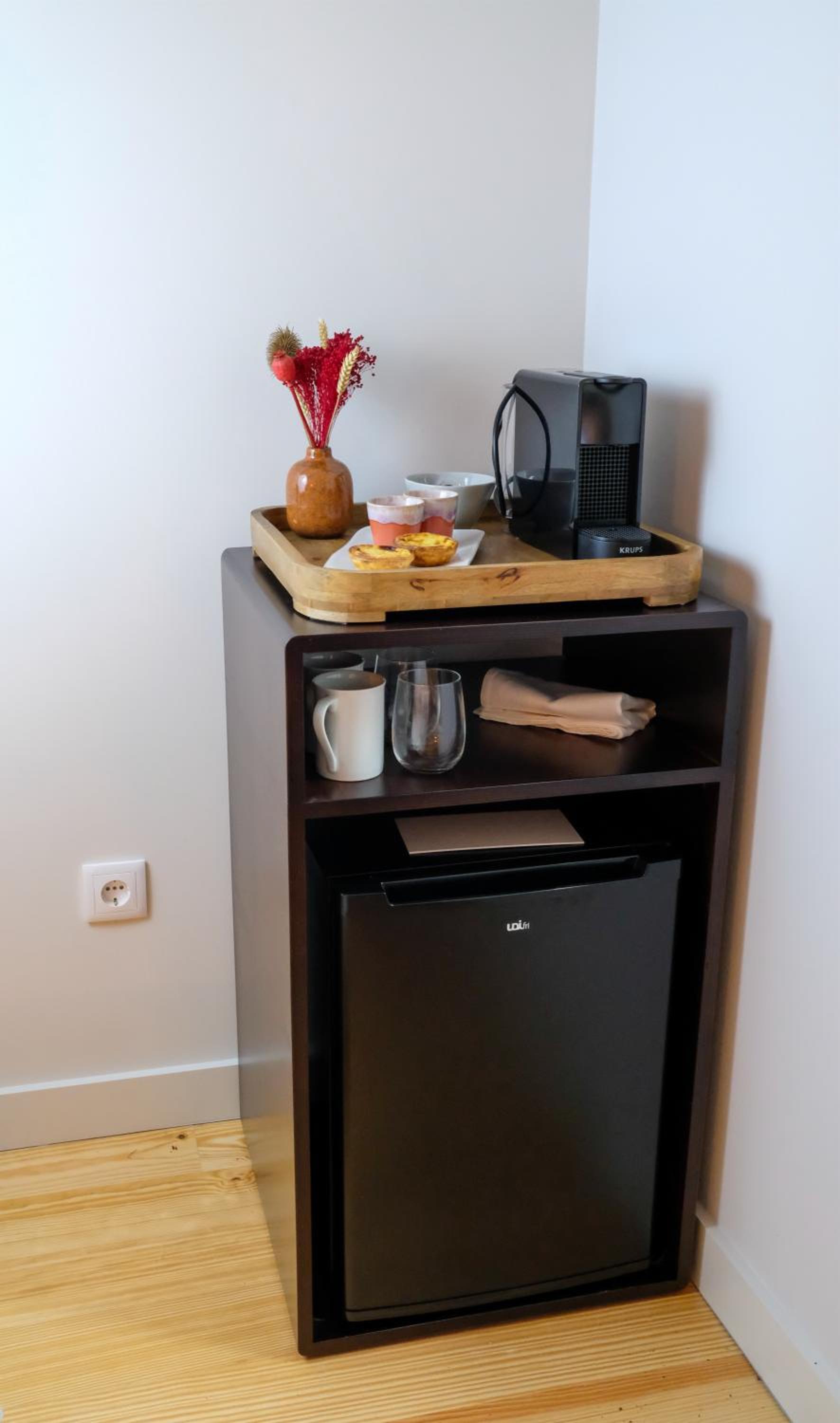 Standard Suite - Photo 3