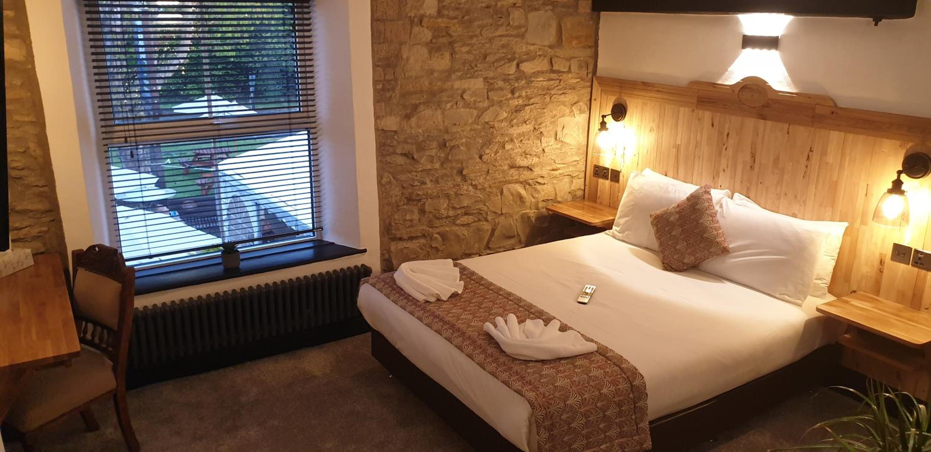 Superior King Room - Photo 4