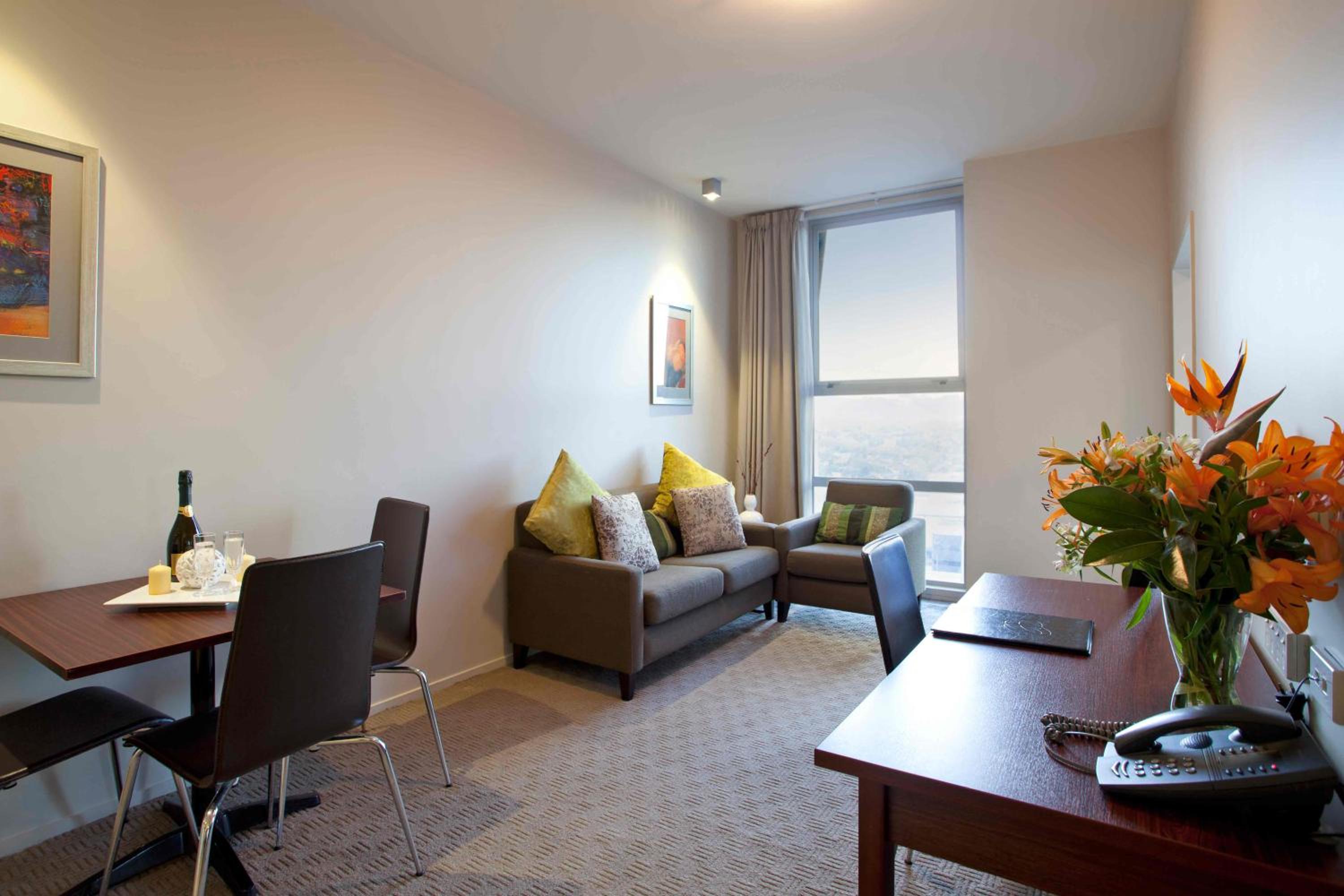 Studio Apartment - Photo 12