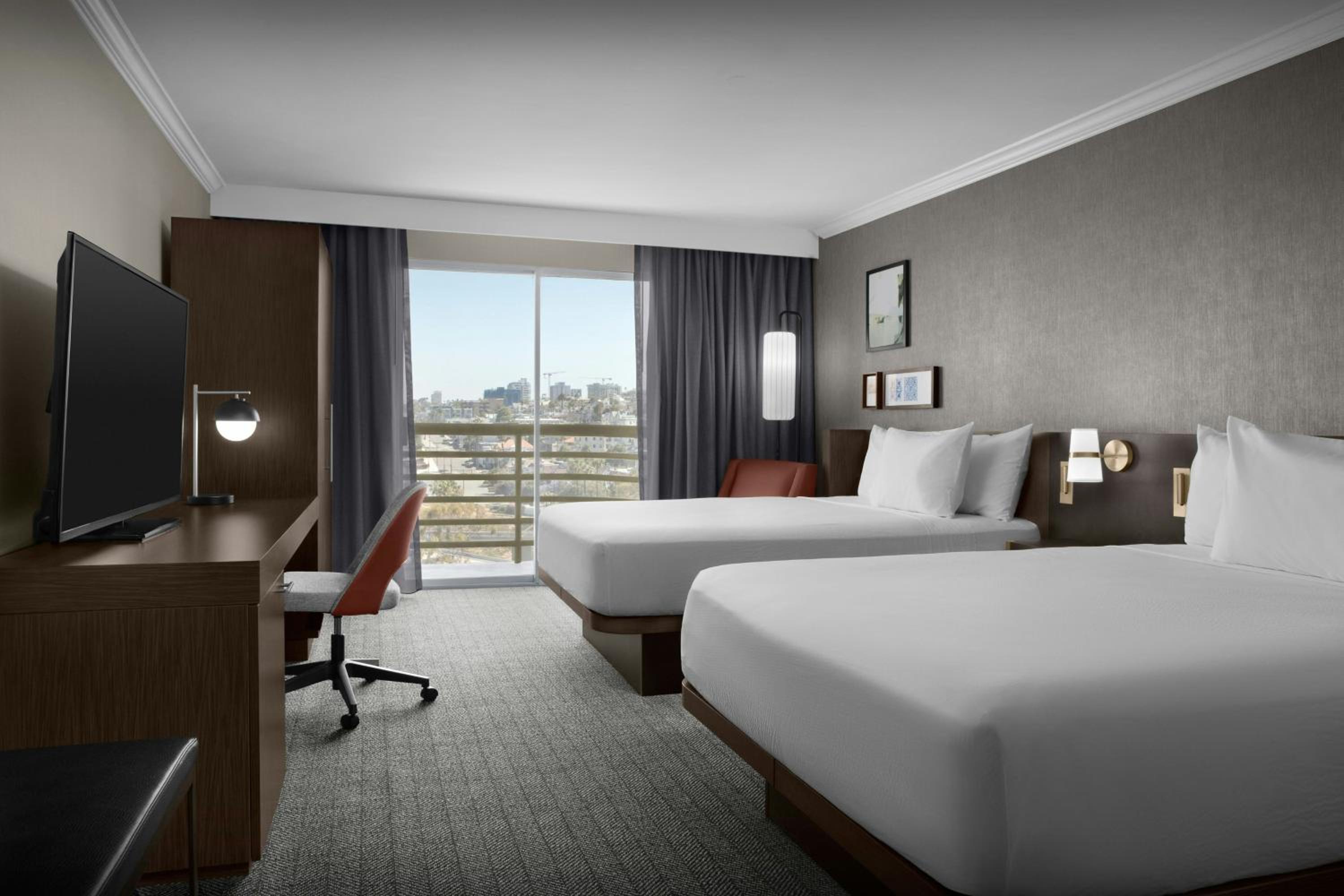 Queen Room with Two Queen Beds - Hearing Accessible