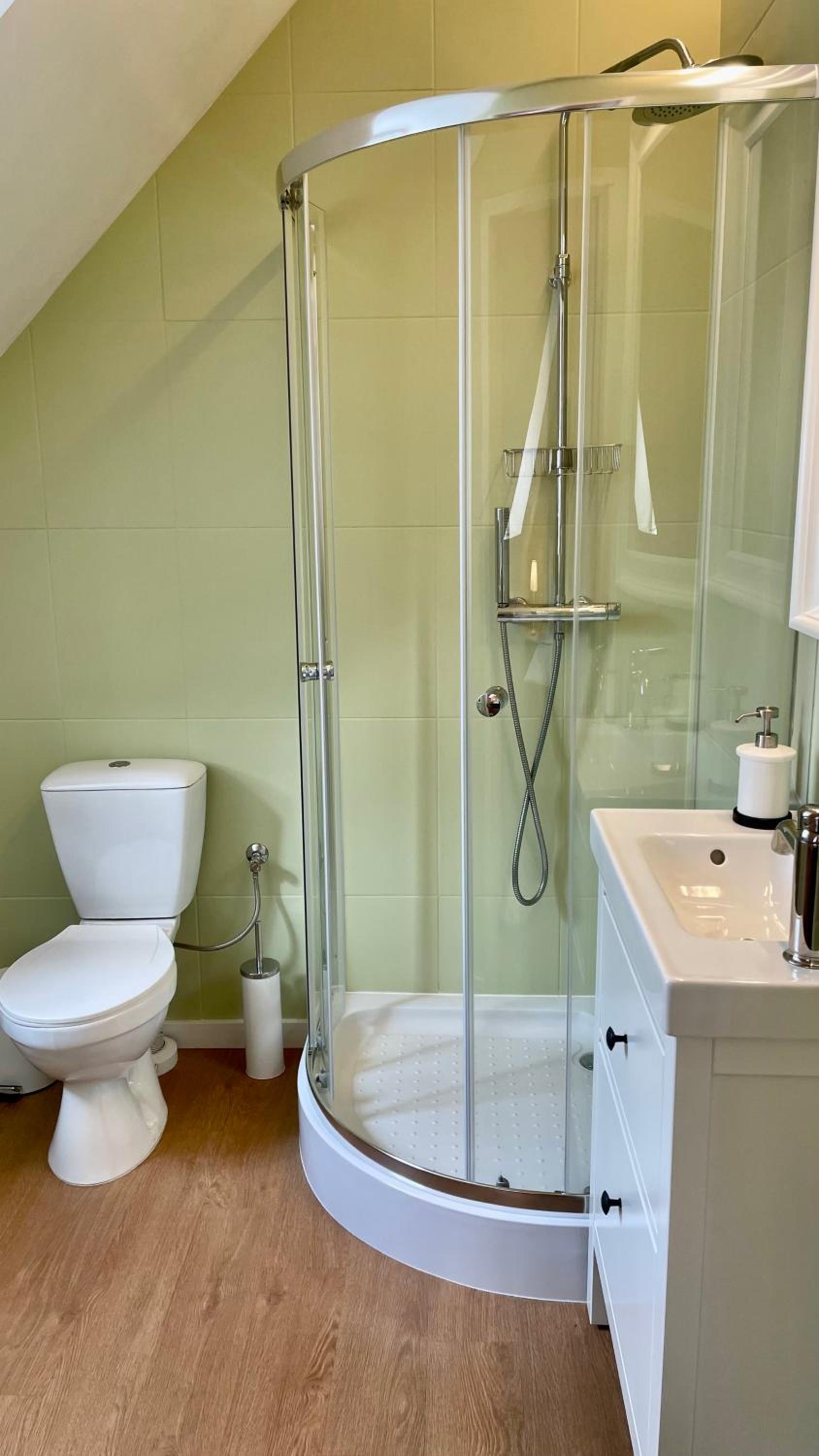 Deluxe Double or Twin Room - Photo 11