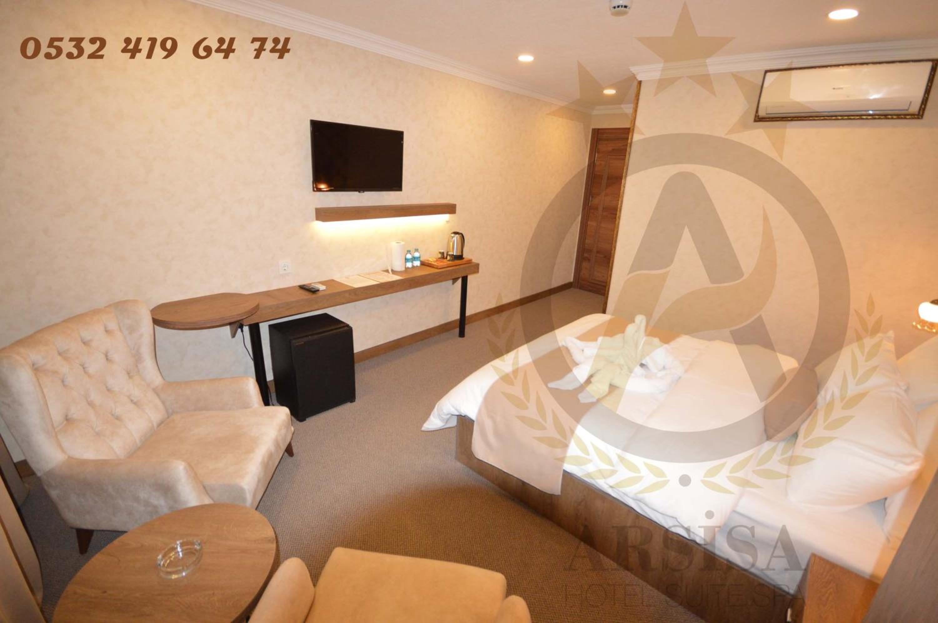 Standard Double Room - Photo 2