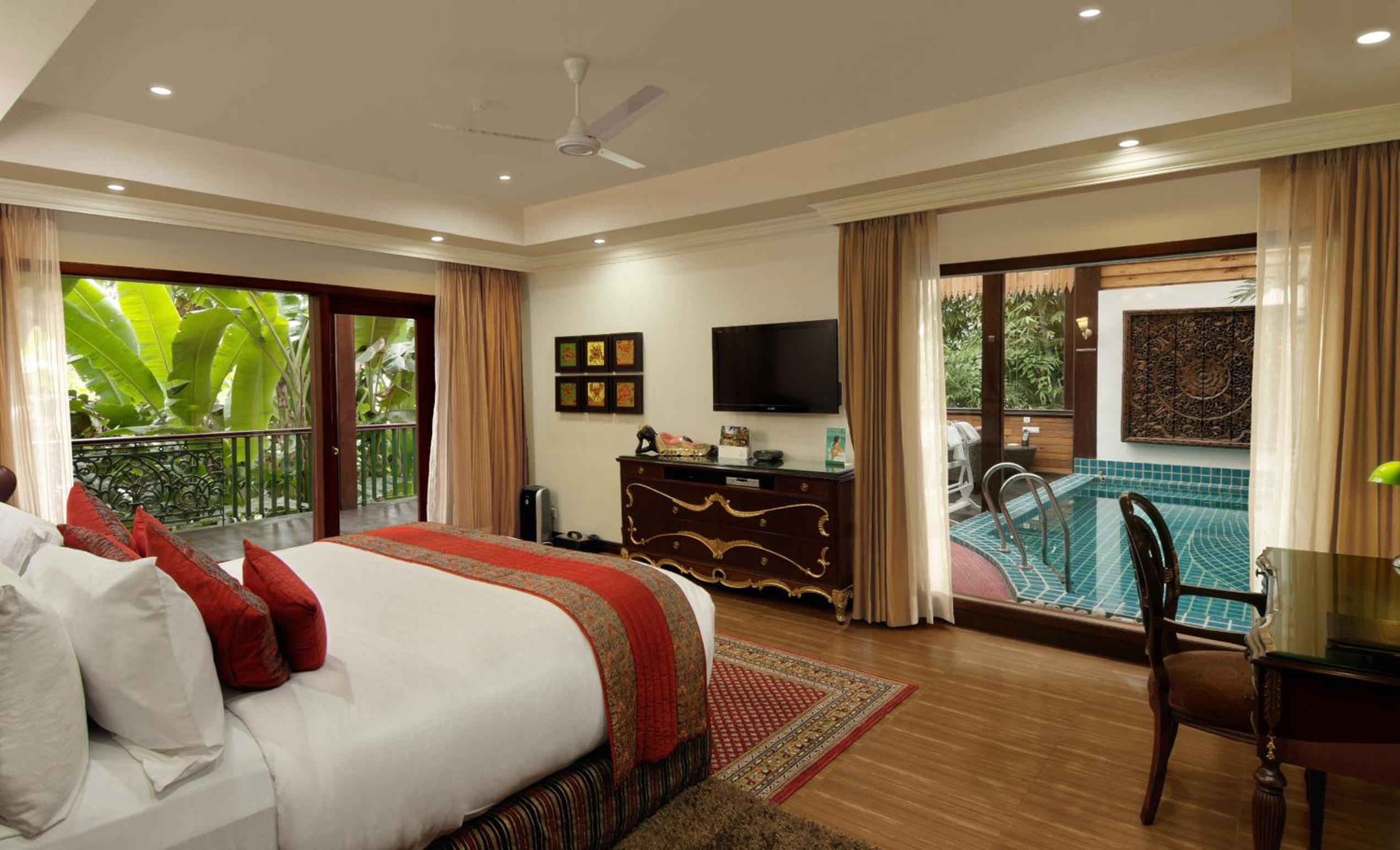 Oriental Villa  - 10% Discount on Foods & Soft Beverages* | 15% Discounts on Laundry Services* | INR 500 spa credit during your stay on selective Massage services. TnC Apply.* | Free Minibar - 2 cans of soft Beverages (Once on Arrival) - Photo 1