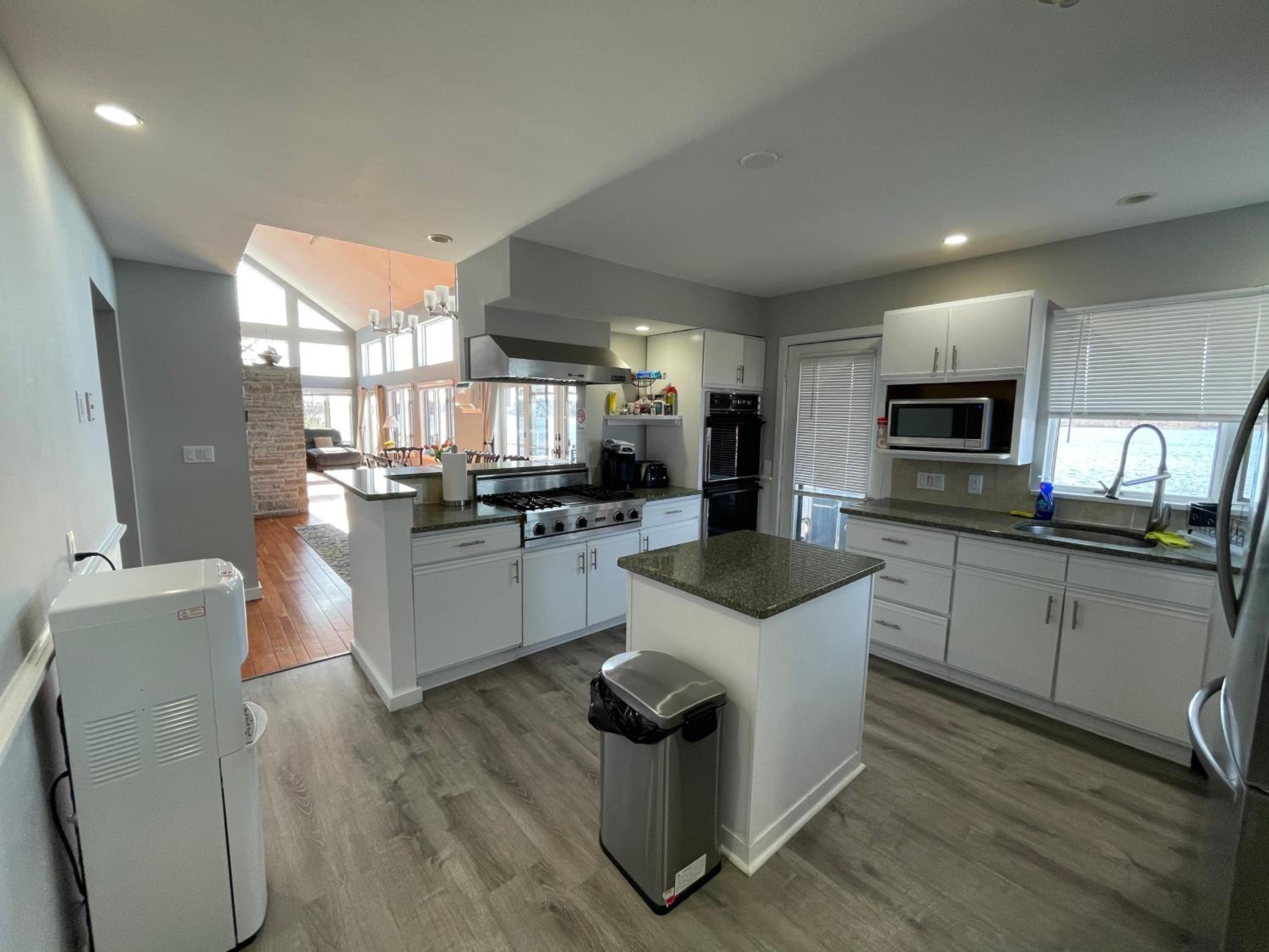 Four-Bedroom House photo 2