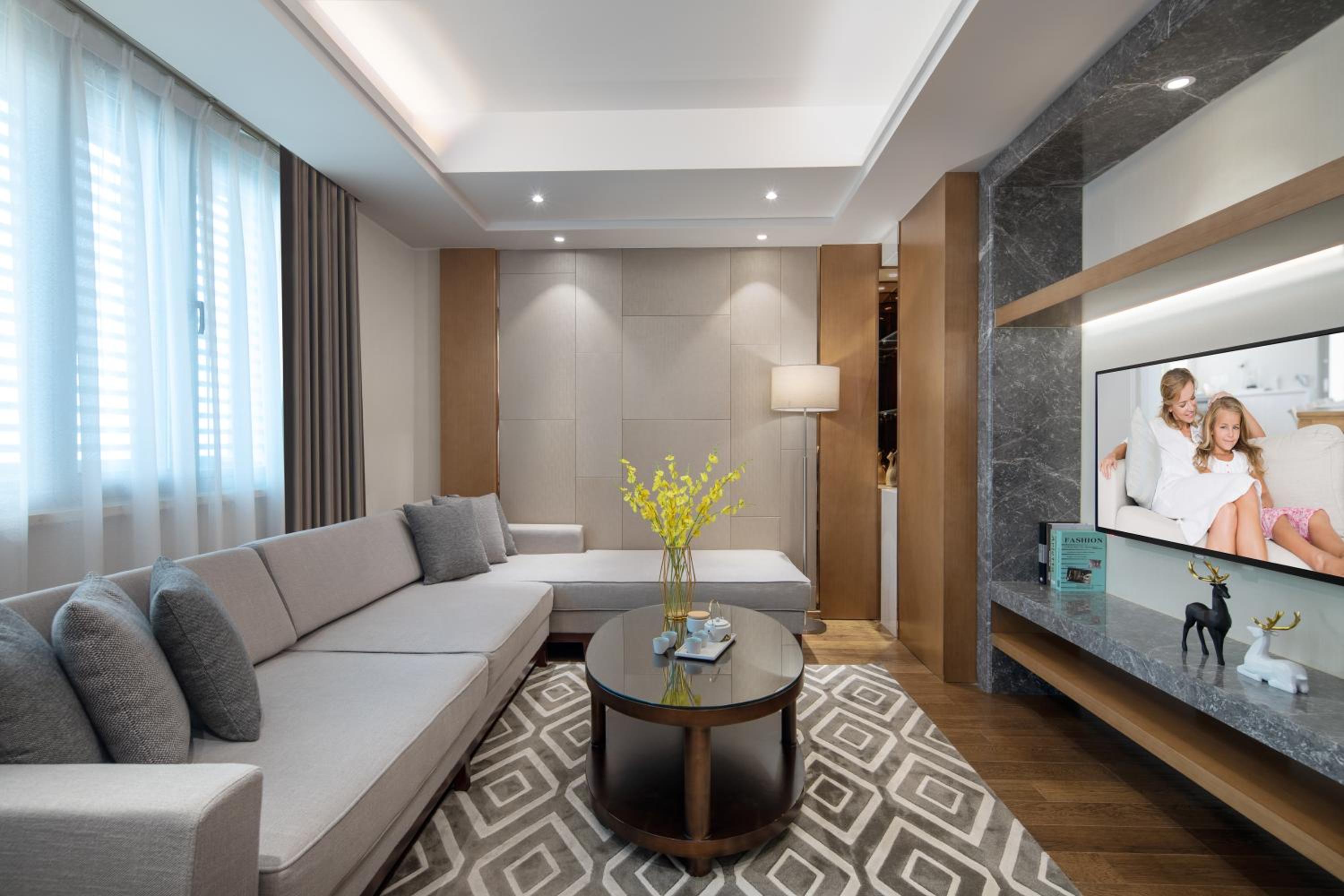 Two-Bedroom Deluxe Executive Apartment photo 1