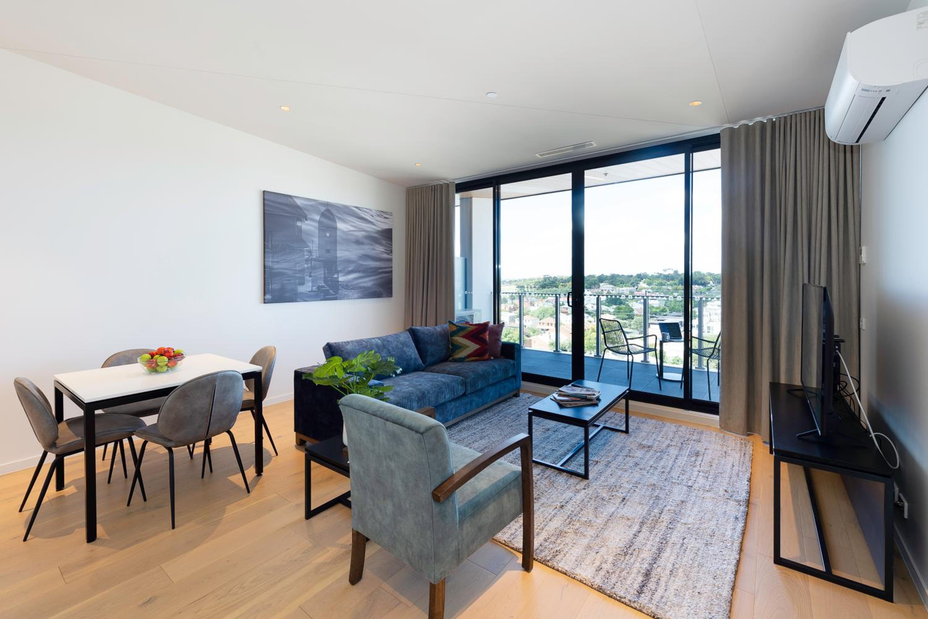 Two-Bedroom Apartment - Photo 5