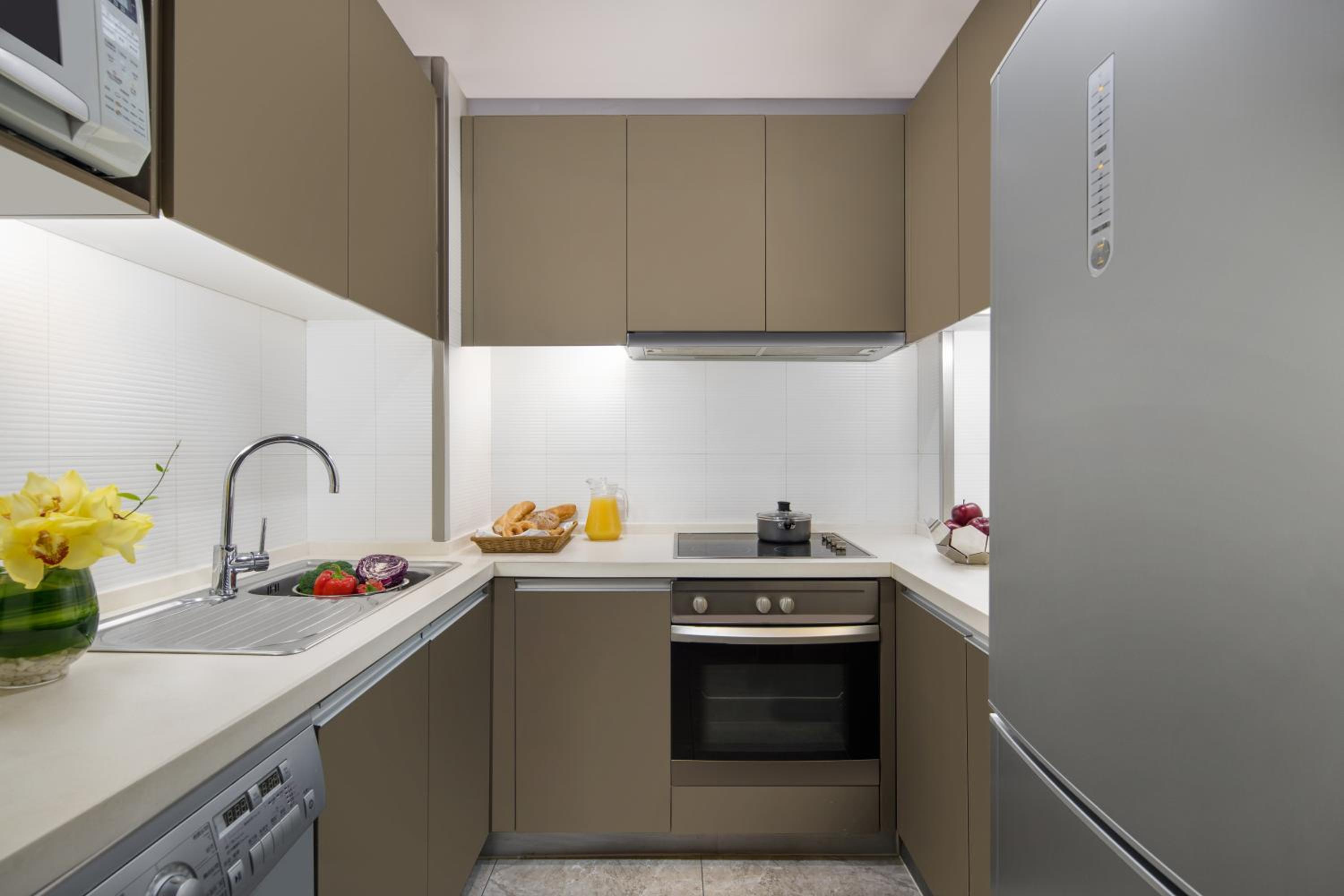 Two-Bedroom Executive Apartment photo 2