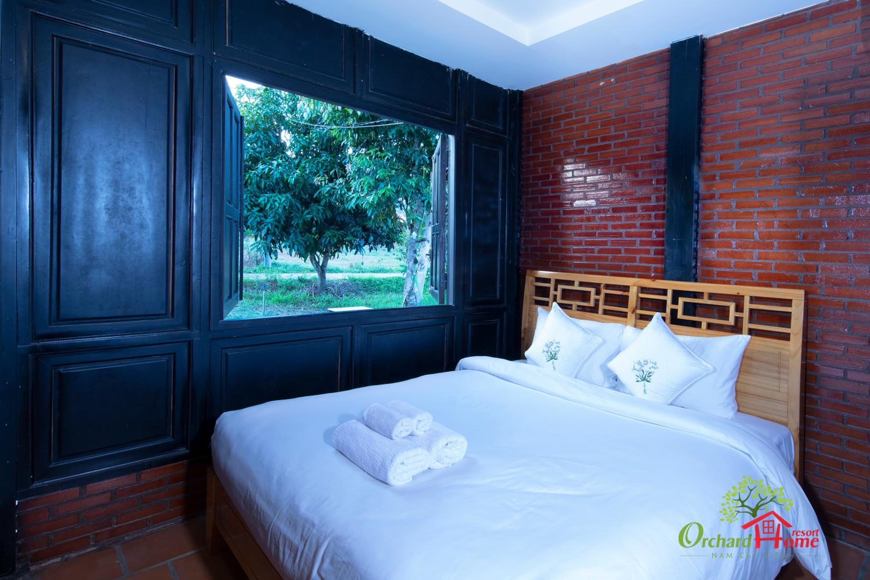 Three-Bedroom Villa photo 1