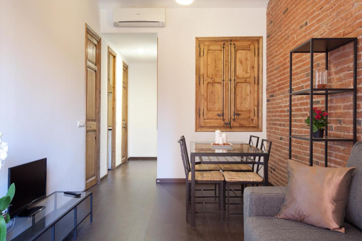 Apartment photo 2