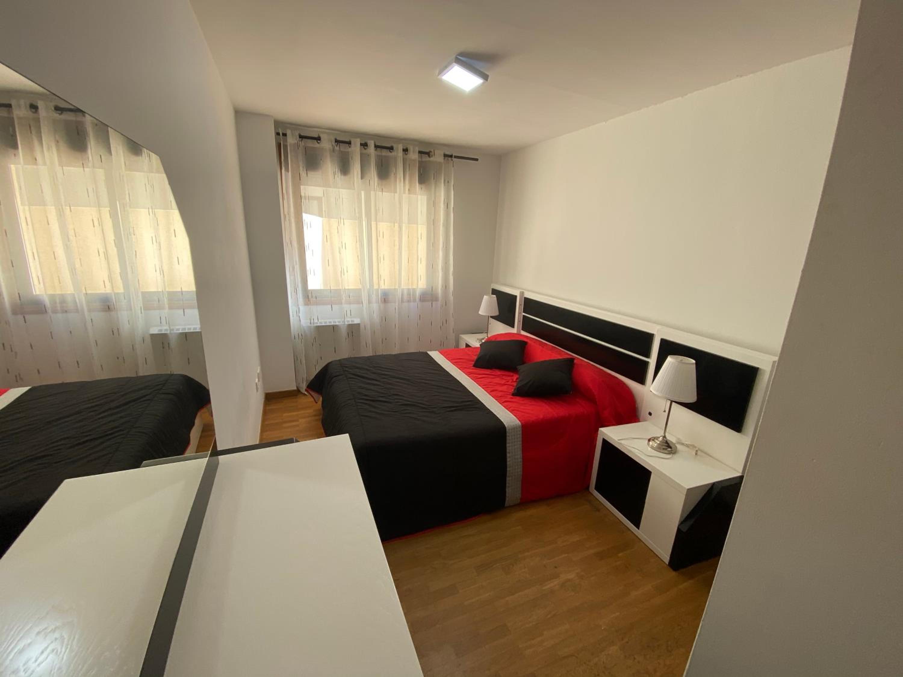 Three-Bedroom Apartment photo 3